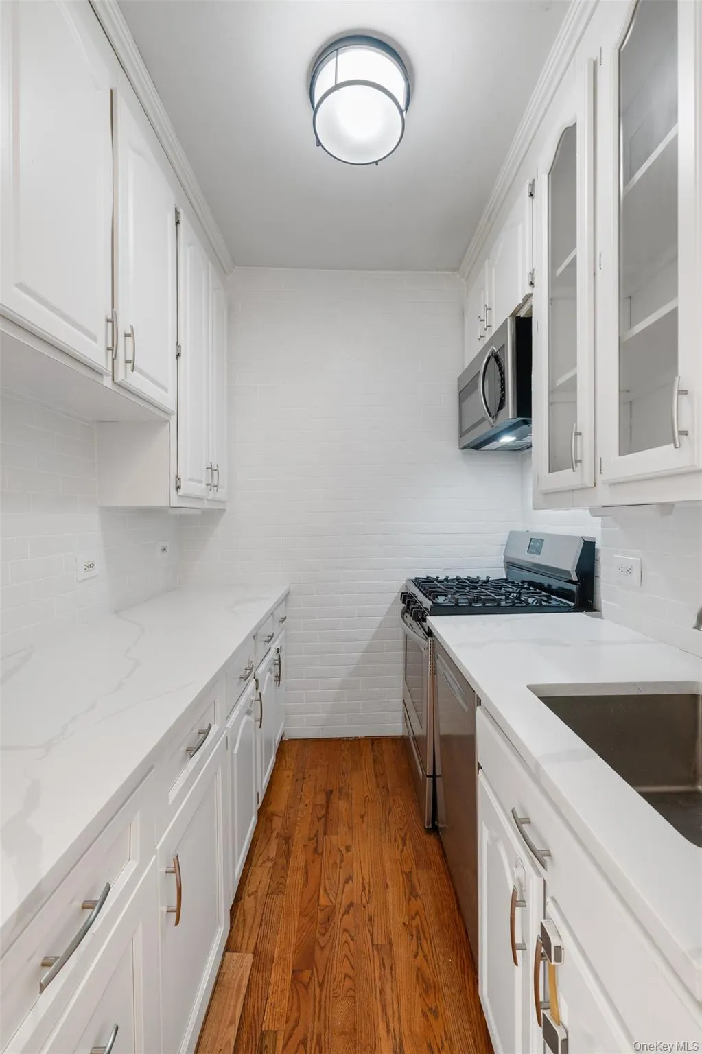 2390 Palisade Avenue, New York, NY, 1 Bedroom Bedrooms, 4 Rooms Rooms,1 BathroomBathrooms,Residential,For Rent,Palisade,0,1054044 2390 Palisade Avenue, New York, NY, 1 Bedroom Bedrooms, 4 Rooms Rooms,1 BathroomBathrooms,Residential,For Rent,Palisade,0,1054044