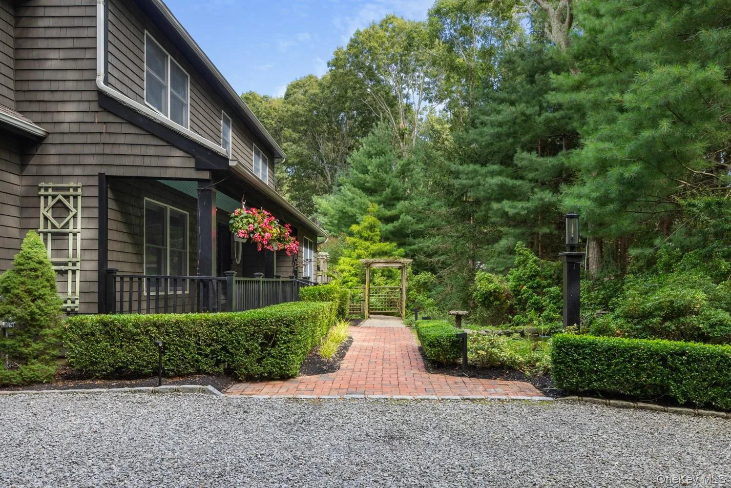 37 Barnes Avenue, East Hampton, NY, 4 Bedrooms Bedrooms, 9 Rooms Rooms,4 BathroomsBathrooms,Residential,For Rent,Barnes,0,1054046 37 Barnes Avenue, East Hampton, NY, 4 Bedrooms Bedrooms, 9 Rooms Rooms,4 BathroomsBathrooms,Residential,For Rent,Barnes,0,1054046