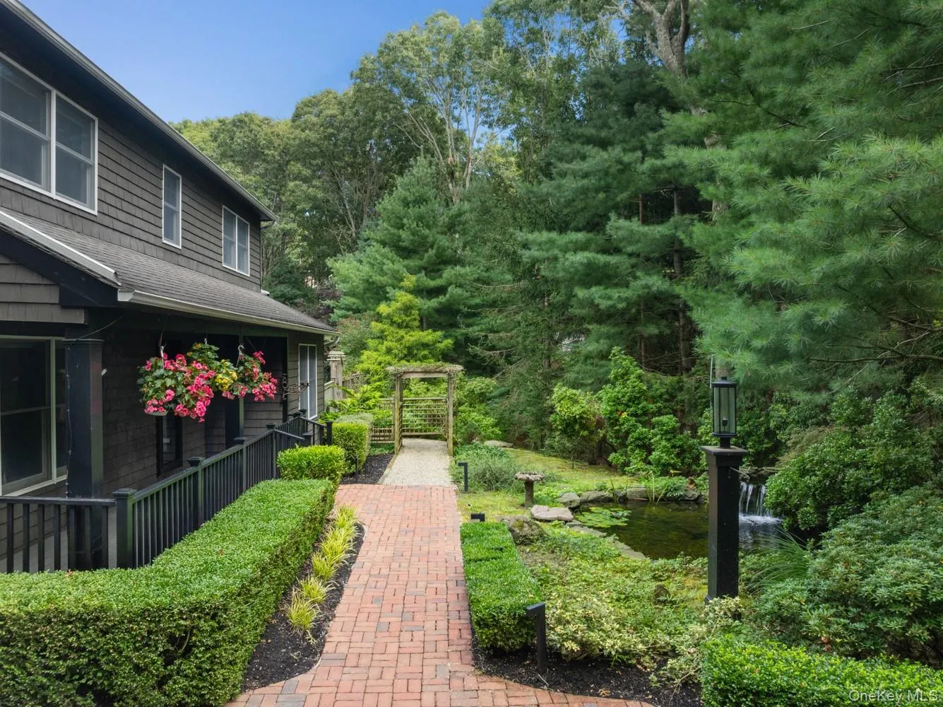 37 Barnes Avenue, East Hampton, NY, 4 Bedrooms Bedrooms, 9 Rooms Rooms,4 BathroomsBathrooms,Residential,For Rent,Barnes,0,1054046 37 Barnes Avenue, East Hampton, NY, 4 Bedrooms Bedrooms, 9 Rooms Rooms,4 BathroomsBathrooms,Residential,For Rent,Barnes,0,1054046