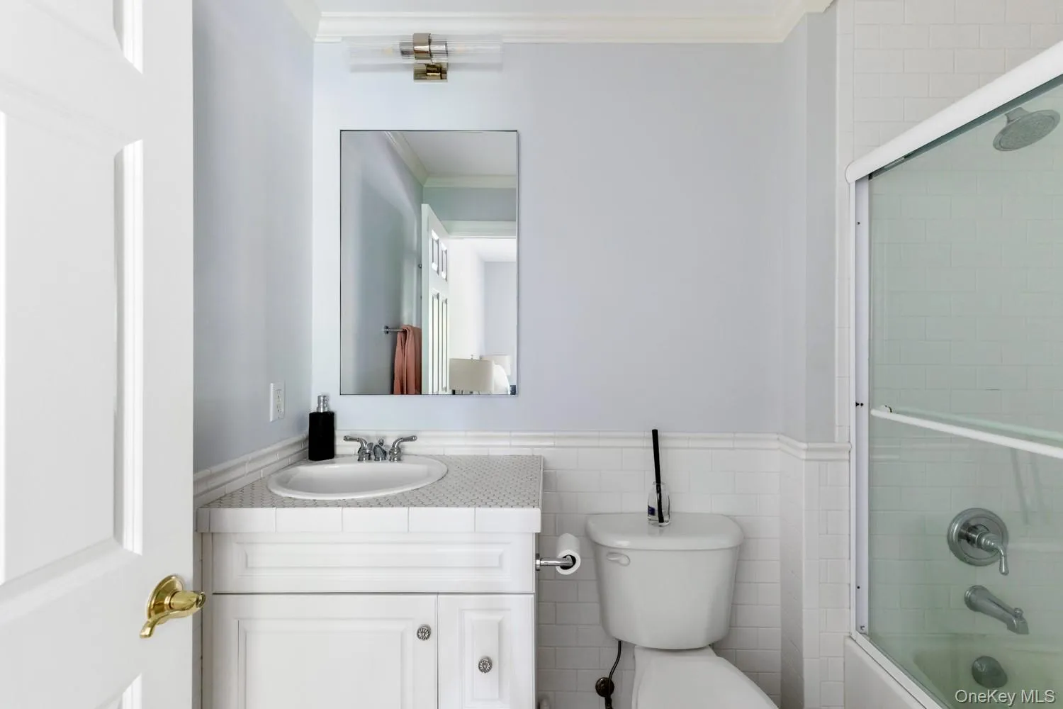 37 Barnes Avenue, East Hampton, NY, 4 Bedrooms Bedrooms, 9 Rooms Rooms,4 BathroomsBathrooms,Residential,For Rent,Barnes,0,1054046 37 Barnes Avenue, East Hampton, NY, 4 Bedrooms Bedrooms, 9 Rooms Rooms,4 BathroomsBathrooms,Residential,For Rent,Barnes,0,1054046