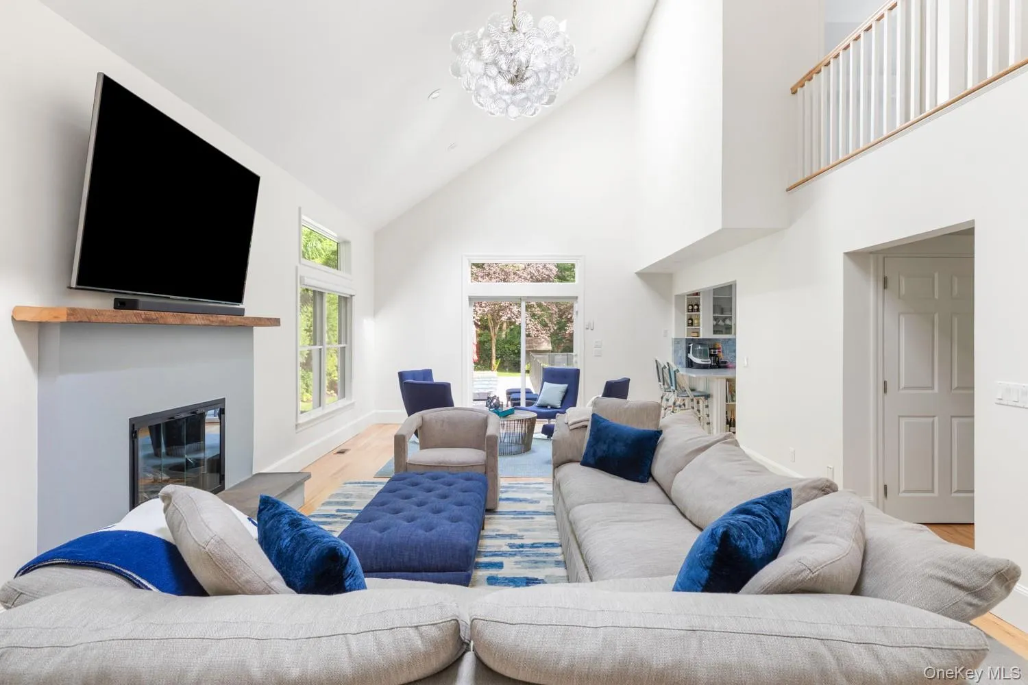 37 Barnes Avenue, East Hampton, NY, 4 Bedrooms Bedrooms, 9 Rooms Rooms,4 BathroomsBathrooms,Residential,For Rent,Barnes,0,1054046 37 Barnes Avenue, East Hampton, NY, 4 Bedrooms Bedrooms, 9 Rooms Rooms,4 BathroomsBathrooms,Residential,For Rent,Barnes,0,1054046