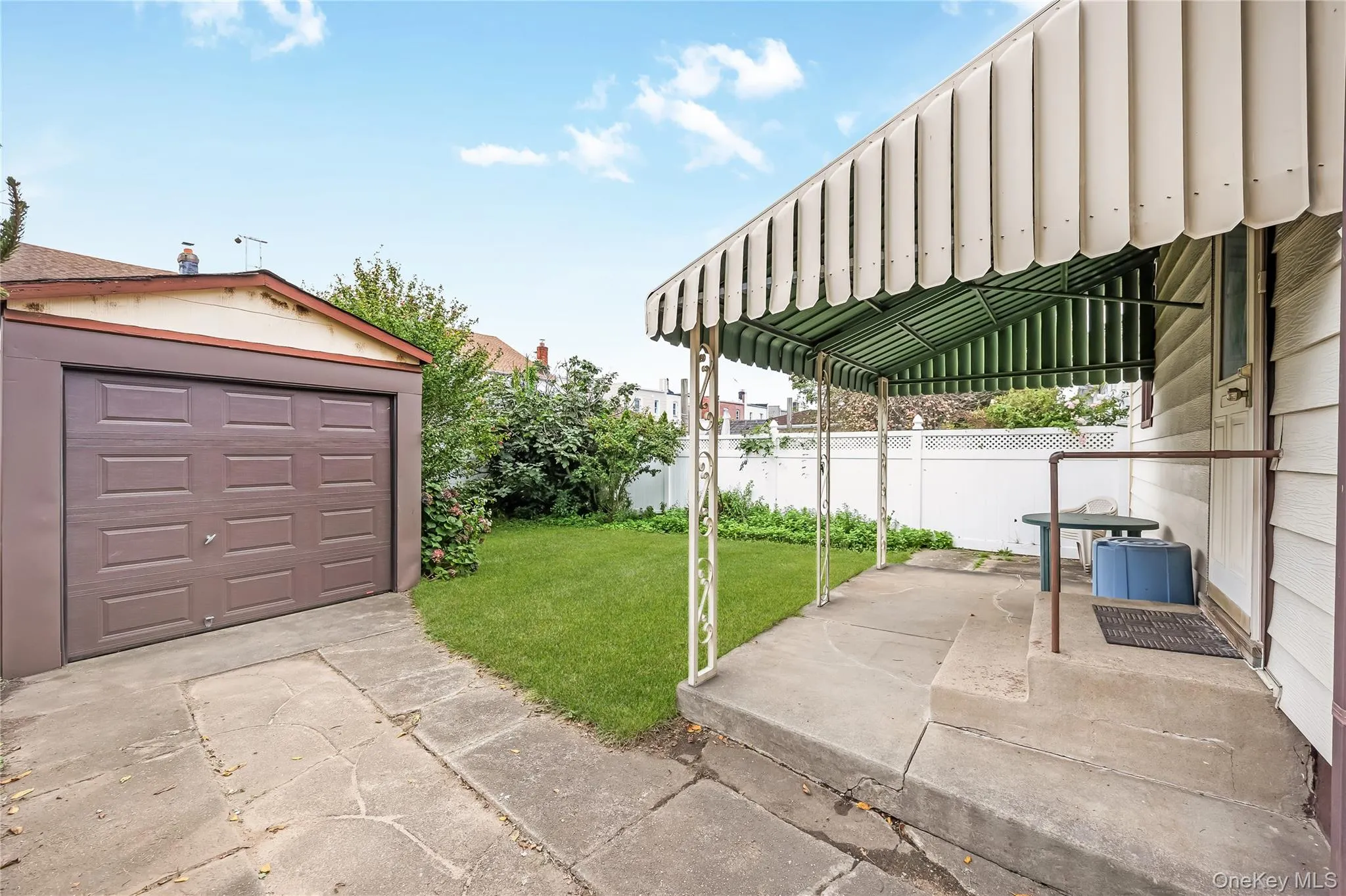 24448 88th Drive, New York, NY, 2 Bedrooms Bedrooms, 8 Rooms Rooms,2 BathroomsBathrooms,Residential,For Rent,88th,0,1054053 24448 88th Drive, New York, NY, 2 Bedrooms Bedrooms, 8 Rooms Rooms,2 BathroomsBathrooms,Residential,For Rent,88th,0,1054053