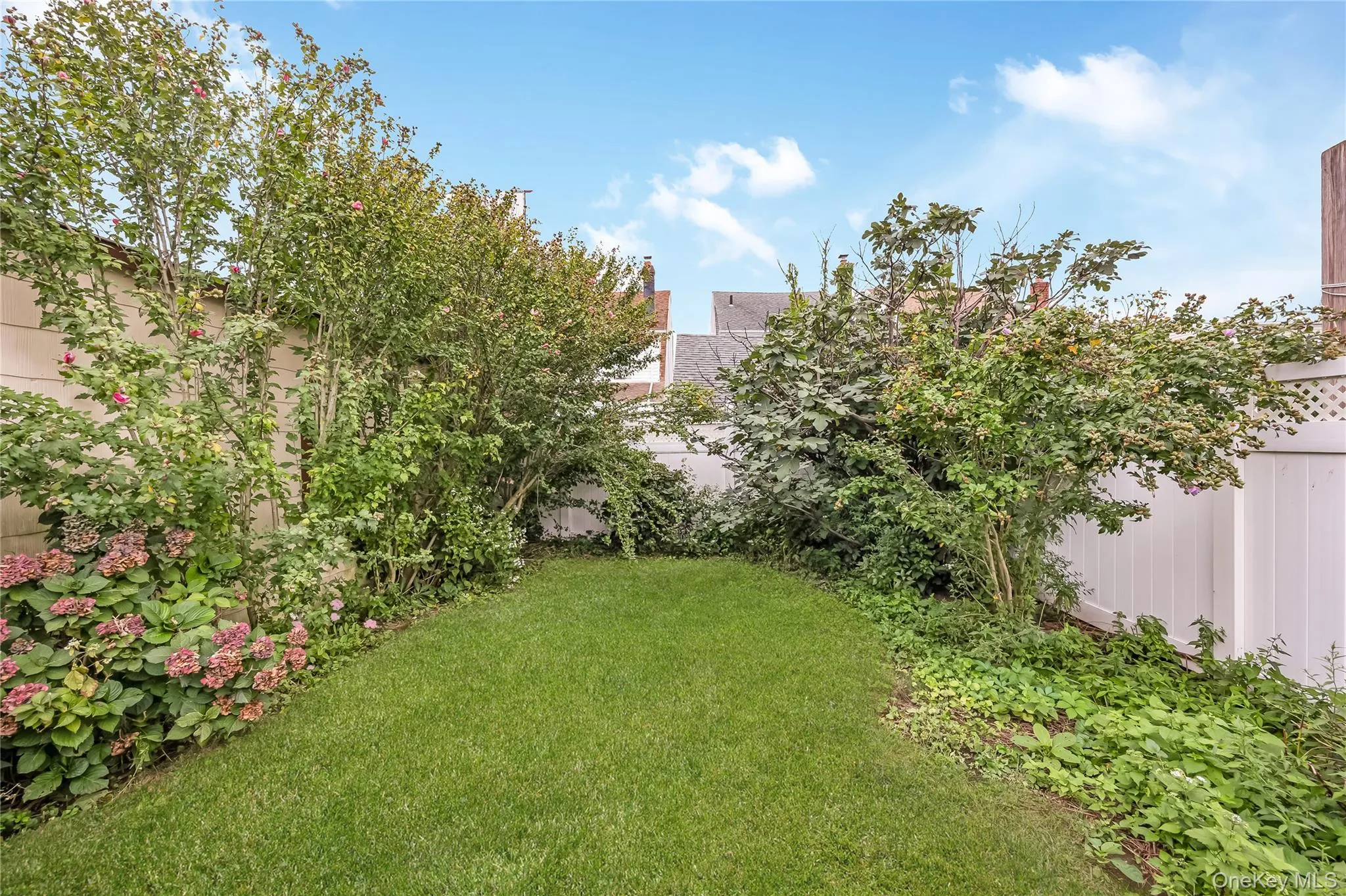 24448 88th Drive, New York, NY, 2 Bedrooms Bedrooms, 8 Rooms Rooms,2 BathroomsBathrooms,Residential,For Rent,88th,0,1054053 24448 88th Drive, New York, NY, 2 Bedrooms Bedrooms, 8 Rooms Rooms,2 BathroomsBathrooms,Residential,For Rent,88th,0,1054053