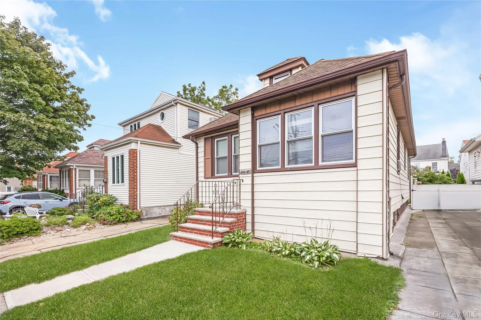 24448 88th Drive, New York, NY, 2 Bedrooms Bedrooms, 8 Rooms Rooms,2 BathroomsBathrooms,Residential,For Rent,88th,0,1054053 24448 88th Drive, New York, NY, 2 Bedrooms Bedrooms, 8 Rooms Rooms,2 BathroomsBathrooms,Residential,For Rent,88th,0,1054053