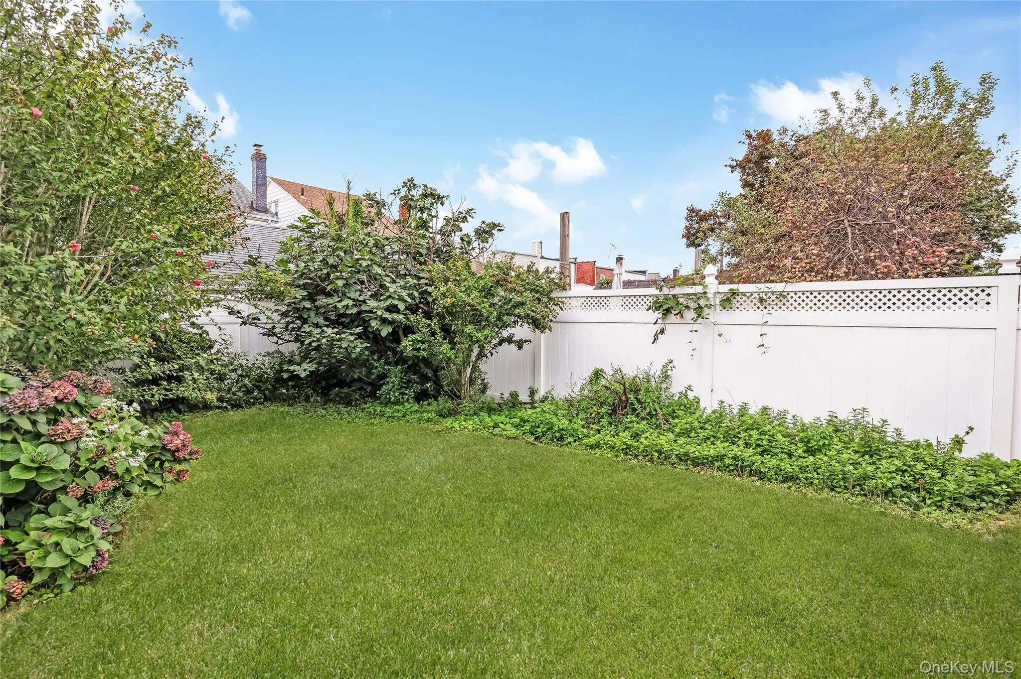 24448 88th Drive, New York, NY, 2 Bedrooms Bedrooms, 8 Rooms Rooms,2 BathroomsBathrooms,Residential,For Rent,88th,0,1054053 24448 88th Drive, New York, NY, 2 Bedrooms Bedrooms, 8 Rooms Rooms,2 BathroomsBathrooms,Residential,For Rent,88th,0,1054053