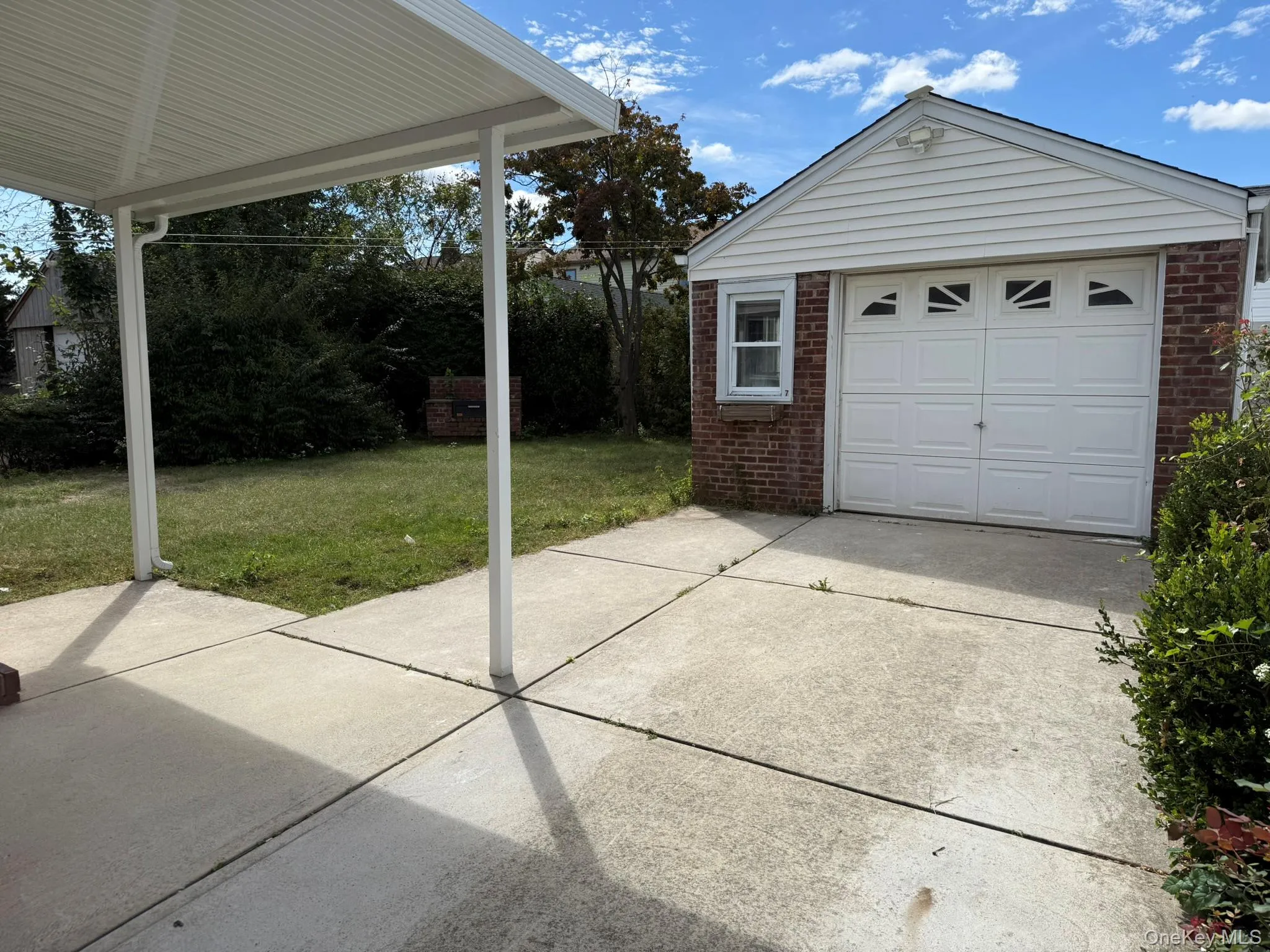 375 Latham Road, North Hempstead, NY, 3 Bedrooms Bedrooms, 6 Rooms Rooms,2 BathroomsBathrooms,Residential,For Rent,Latham,0,1054055 375 Latham Road, North Hempstead, NY, 3 Bedrooms Bedrooms, 6 Rooms Rooms,2 BathroomsBathrooms,Residential,For Rent,Latham,0,1054055