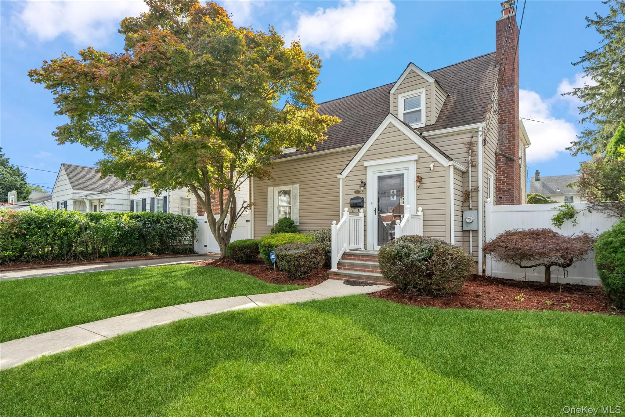 173 2nd Street, Oyster Bay, NY, 3 Bedrooms Bedrooms, 7 Rooms Rooms,2 BathroomsBathrooms,Residential,For Rent,2nd,0,1054063 173 2nd Street, Oyster Bay, NY, 3 Bedrooms Bedrooms, 7 Rooms Rooms,2 BathroomsBathrooms,Residential,For Rent,2nd,0,1054063