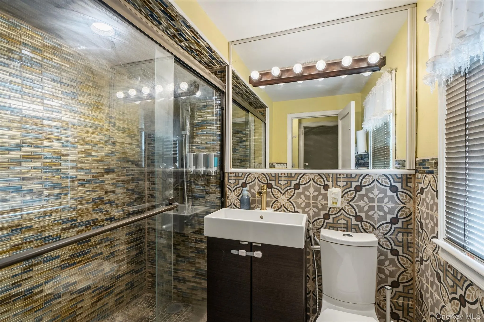173 2nd Street, Oyster Bay, NY, 3 Bedrooms Bedrooms, 7 Rooms Rooms,2 BathroomsBathrooms,Residential,For Rent,2nd,0,1054063 173 2nd Street, Oyster Bay, NY, 3 Bedrooms Bedrooms, 7 Rooms Rooms,2 BathroomsBathrooms,Residential,For Rent,2nd,0,1054063