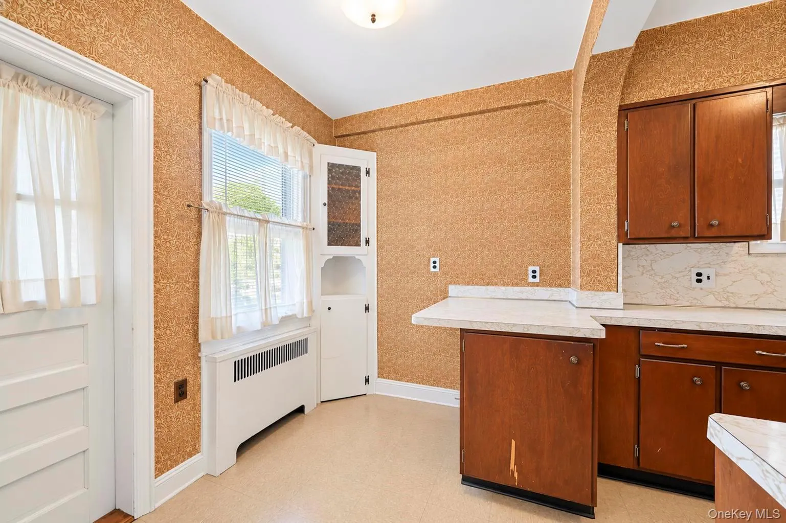 1845 Hering Avenue, New York, NY, 3 Bedrooms Bedrooms, 6 Rooms Rooms,2 BathroomsBathrooms,Residential,For Rent,Hering,0,1054064 1845 Hering Avenue, New York, NY, 3 Bedrooms Bedrooms, 6 Rooms Rooms,2 BathroomsBathrooms,Residential,For Rent,Hering,0,1054064