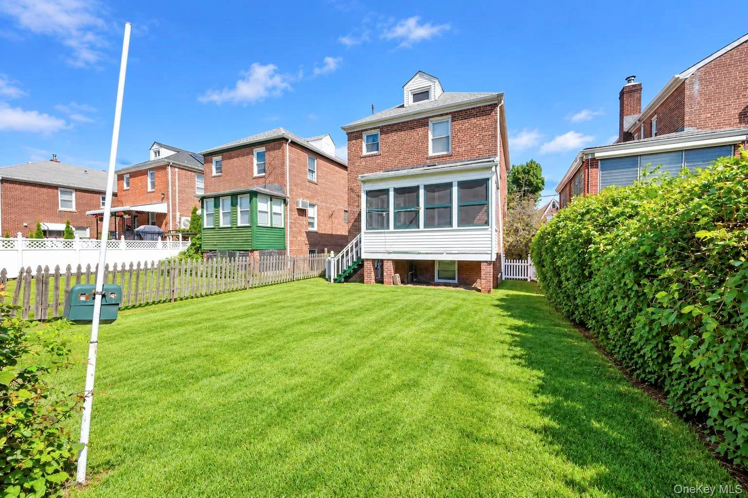 1845 Hering Avenue, New York, NY, 3 Bedrooms Bedrooms, 6 Rooms Rooms,2 BathroomsBathrooms,Residential,For Rent,Hering,0,1054064 1845 Hering Avenue, New York, NY, 3 Bedrooms Bedrooms, 6 Rooms Rooms,2 BathroomsBathrooms,Residential,For Rent,Hering,0,1054064