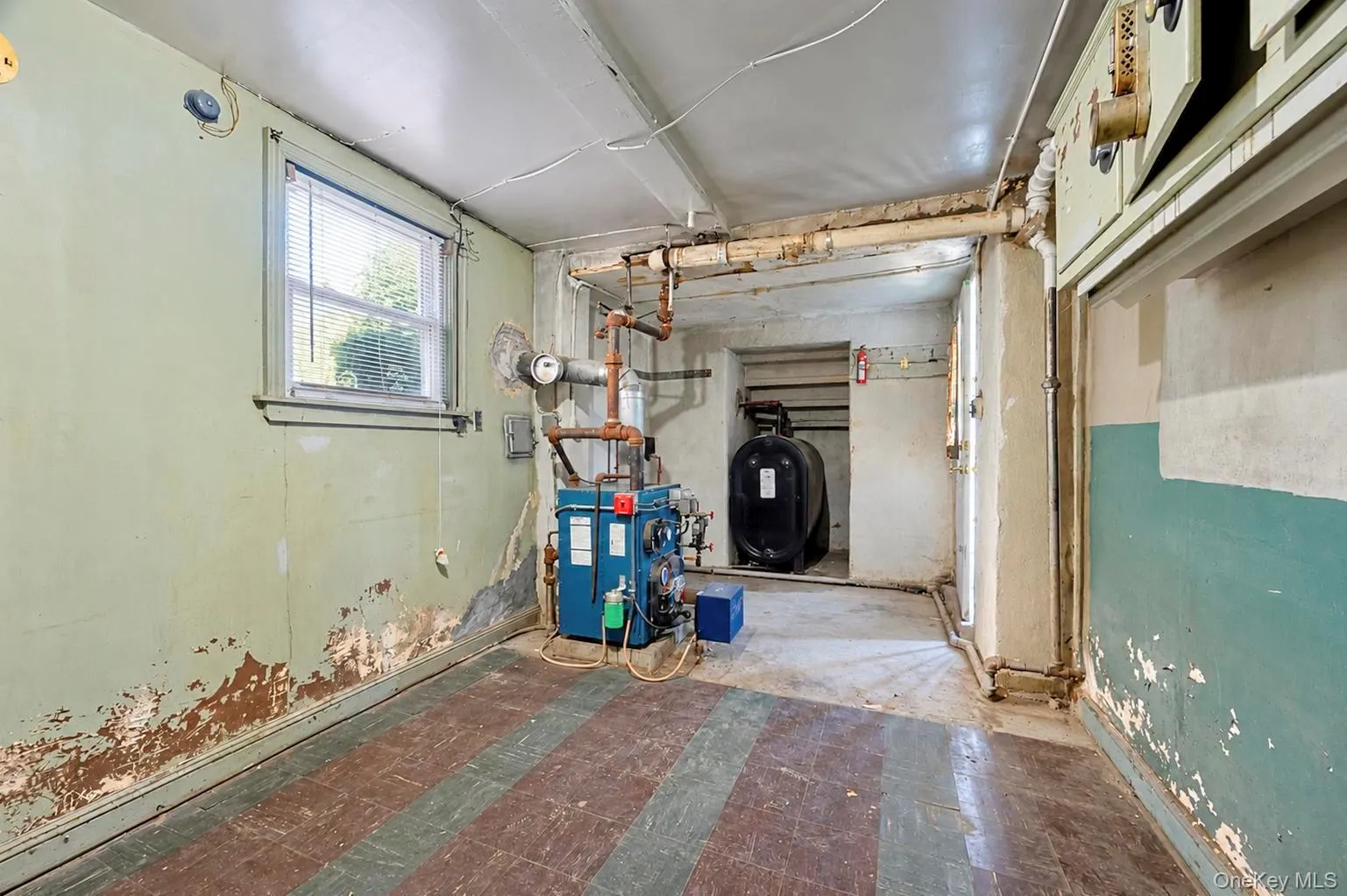 1845 Hering Avenue, New York, NY, 3 Bedrooms Bedrooms, 6 Rooms Rooms,2 BathroomsBathrooms,Residential,For Rent,Hering,0,1054064 1845 Hering Avenue, New York, NY, 3 Bedrooms Bedrooms, 6 Rooms Rooms,2 BathroomsBathrooms,Residential,For Rent,Hering,0,1054064