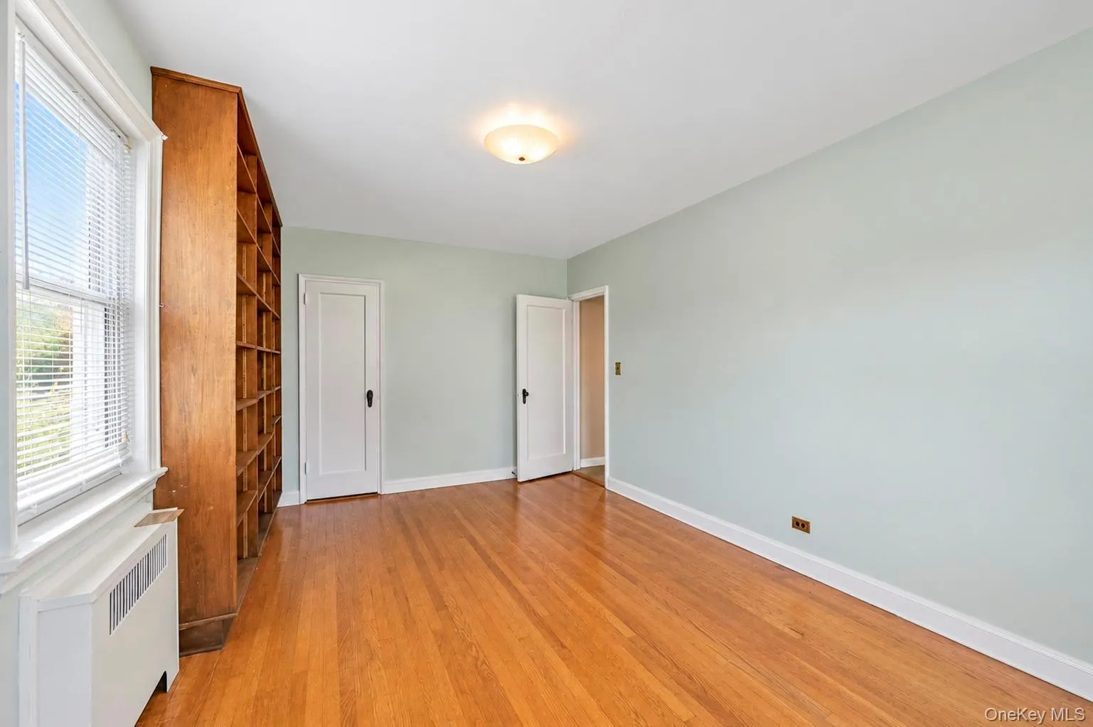 1845 Hering Avenue, New York, NY, 3 Bedrooms Bedrooms, 6 Rooms Rooms,2 BathroomsBathrooms,Residential,For Rent,Hering,0,1054064 1845 Hering Avenue, New York, NY, 3 Bedrooms Bedrooms, 6 Rooms Rooms,2 BathroomsBathrooms,Residential,For Rent,Hering,0,1054064