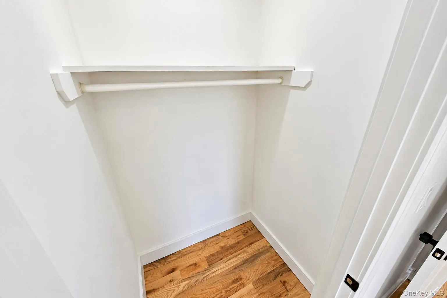 18 Sportsmans Avenue, Hempstead, NY, 4 Bedrooms Bedrooms, 9 Rooms Rooms,3 BathroomsBathrooms,Residential,For Rent,Sportsmans,0,1054065 18 Sportsmans Avenue, Hempstead, NY, 4 Bedrooms Bedrooms, 9 Rooms Rooms,3 BathroomsBathrooms,Residential,For Rent,Sportsmans,0,1054065