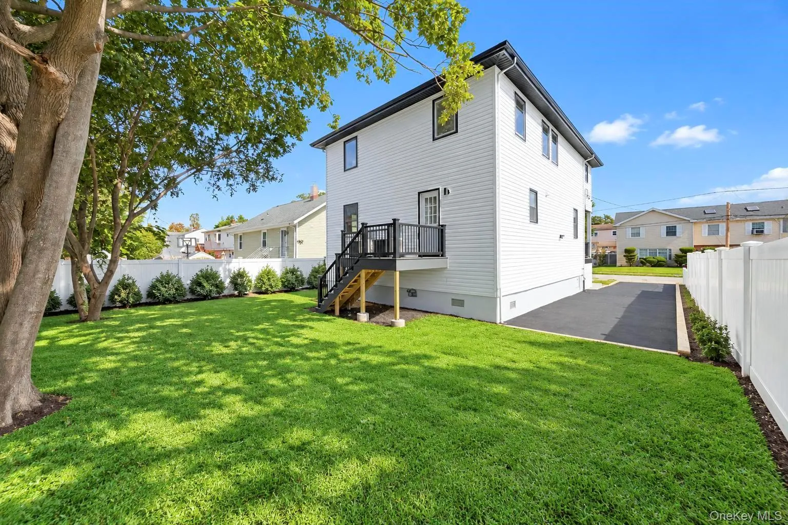 18 Sportsmans Avenue, Hempstead, NY, 4 Bedrooms Bedrooms, 9 Rooms Rooms,3 BathroomsBathrooms,Residential,For Rent,Sportsmans,0,1054065 18 Sportsmans Avenue, Hempstead, NY, 4 Bedrooms Bedrooms, 9 Rooms Rooms,3 BathroomsBathrooms,Residential,For Rent,Sportsmans,0,1054065