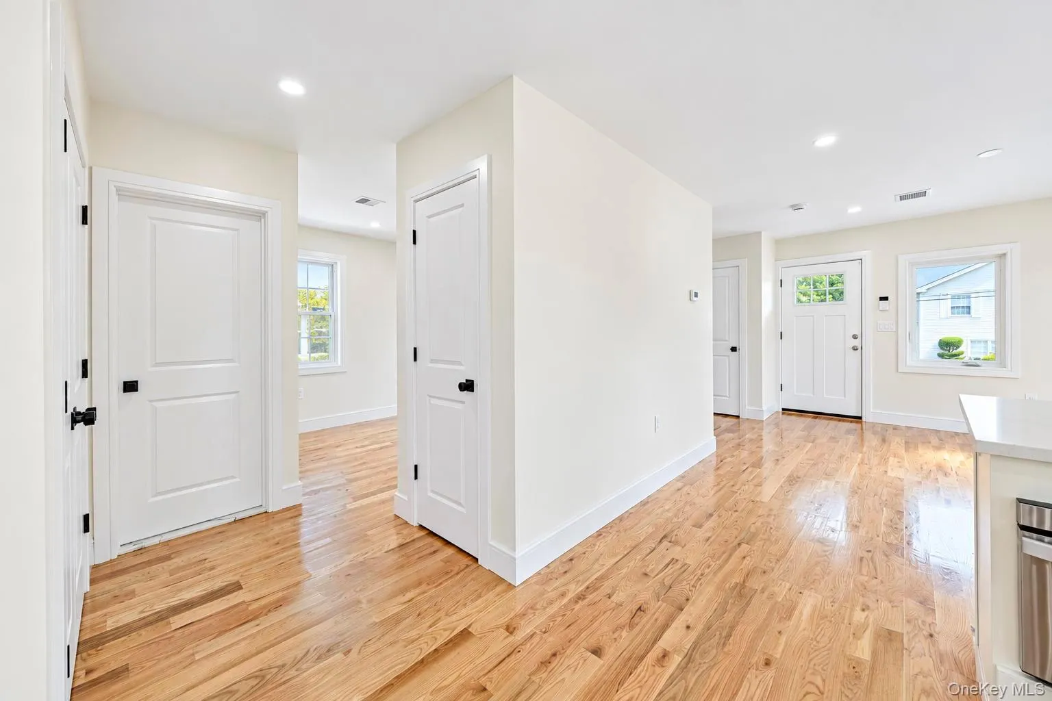 18 Sportsmans Avenue, Hempstead, NY, 4 Bedrooms Bedrooms, 9 Rooms Rooms,3 BathroomsBathrooms,Residential,For Rent,Sportsmans,0,1054065 18 Sportsmans Avenue, Hempstead, NY, 4 Bedrooms Bedrooms, 9 Rooms Rooms,3 BathroomsBathrooms,Residential,For Rent,Sportsmans,0,1054065