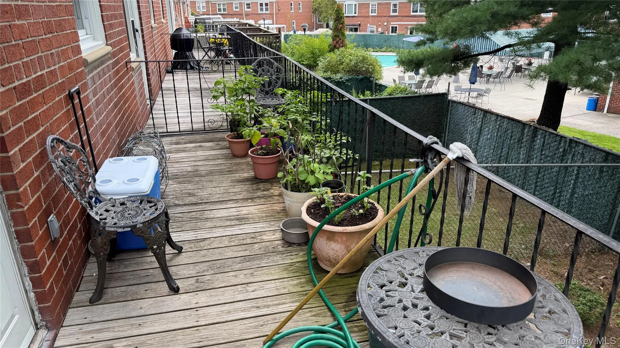 6275 Douglaston Parkway, New York, NY, 4 Bedrooms Bedrooms, 7 Rooms Rooms,2 BathroomsBathrooms,Residential,For Rent,Douglaston,0,1054068 6275 Douglaston Parkway, New York, NY, 4 Bedrooms Bedrooms, 7 Rooms Rooms,2 BathroomsBathrooms,Residential,For Rent,Douglaston,0,1054068