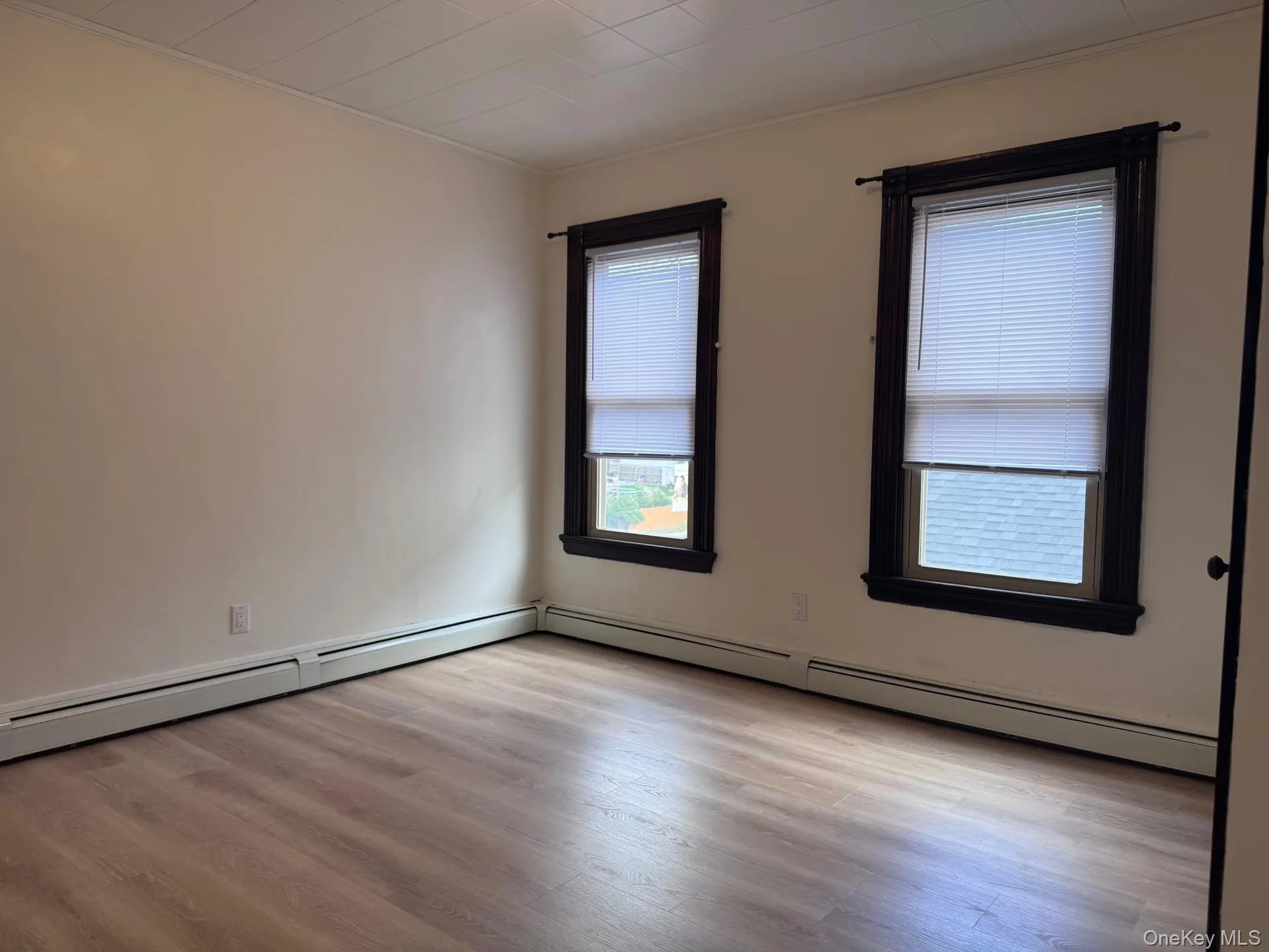 41 Lagrange Avenue, Poughkeepsie (town), NY, 3 Bedroom Bedrooms, 8 Room Rooms,1 BathroomBathrooms,Residential Lease,For Rent,Lagrange,0,1054074 41 Lagrange Avenue, Poughkeepsie (town), NY, 3 Bedroom Bedrooms, 8 Room Rooms,1 BathroomBathrooms,Residential Lease,For Rent,Lagrange,0,1054074