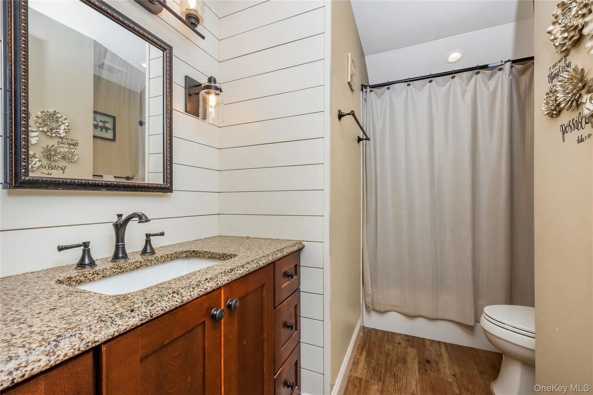 146 Elm Street, Brookhaven, NY, 3 Bedrooms Bedrooms, 7 Rooms Rooms,2 BathroomsBathrooms,Residential,For Rent,Elm,0,1054075 146 Elm Street, Brookhaven, NY, 3 Bedrooms Bedrooms, 7 Rooms Rooms,2 BathroomsBathrooms,Residential,For Rent,Elm,0,1054075
