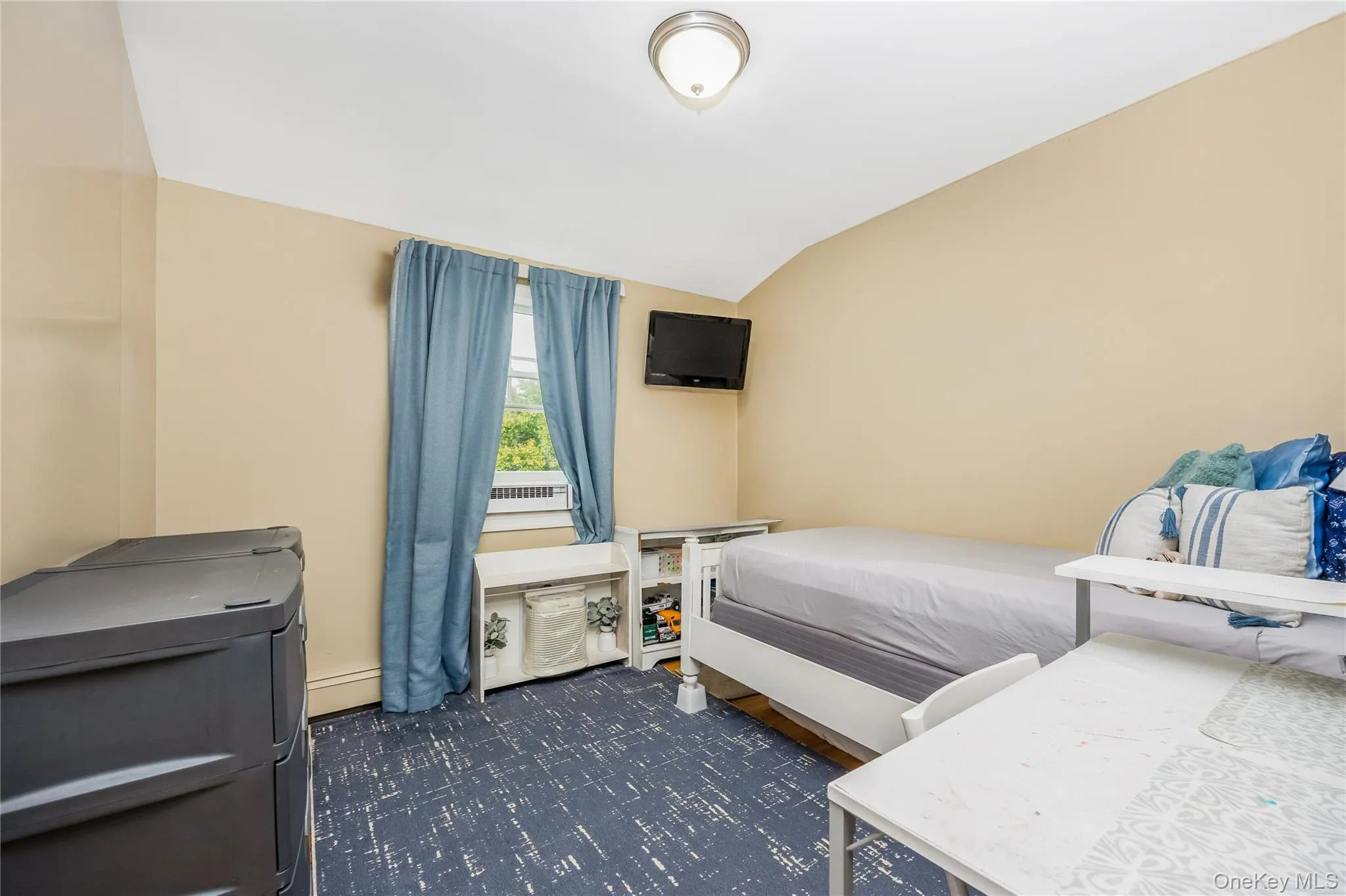 146 Elm Street, Brookhaven, NY, 3 Bedrooms Bedrooms, 7 Rooms Rooms,2 BathroomsBathrooms,Residential,For Rent,Elm,0,1054075 146 Elm Street, Brookhaven, NY, 3 Bedrooms Bedrooms, 7 Rooms Rooms,2 BathroomsBathrooms,Residential,For Rent,Elm,0,1054075