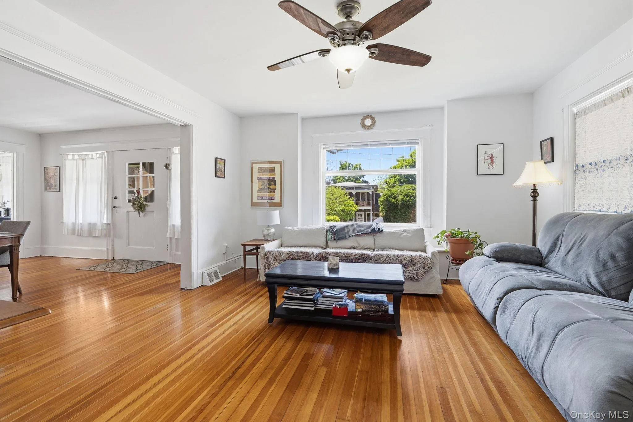 A comfortable gathering space with classic character A comfortable gathering space with classic character