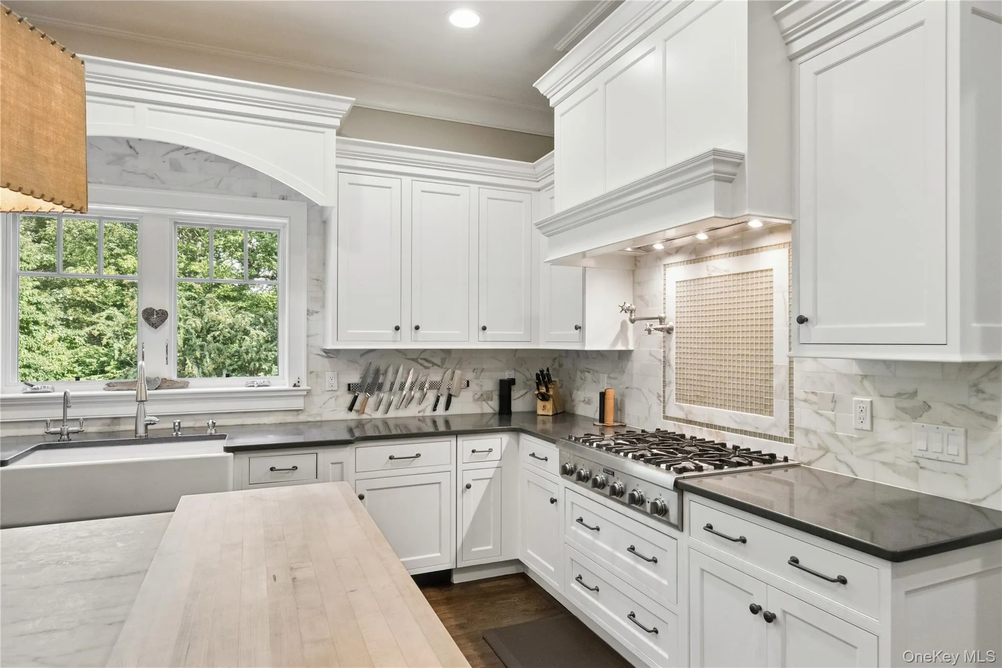 1184 Cove Edge Road, Oyster Bay, NY, 5 Bedrooms Bedrooms, 10 Rooms Rooms,5 BathroomsBathrooms,Residential,For Rent,Cove Edge,0,1054081 1184 Cove Edge Road, Oyster Bay, NY, 5 Bedrooms Bedrooms, 10 Rooms Rooms,5 BathroomsBathrooms,Residential,For Rent,Cove Edge,0,1054081