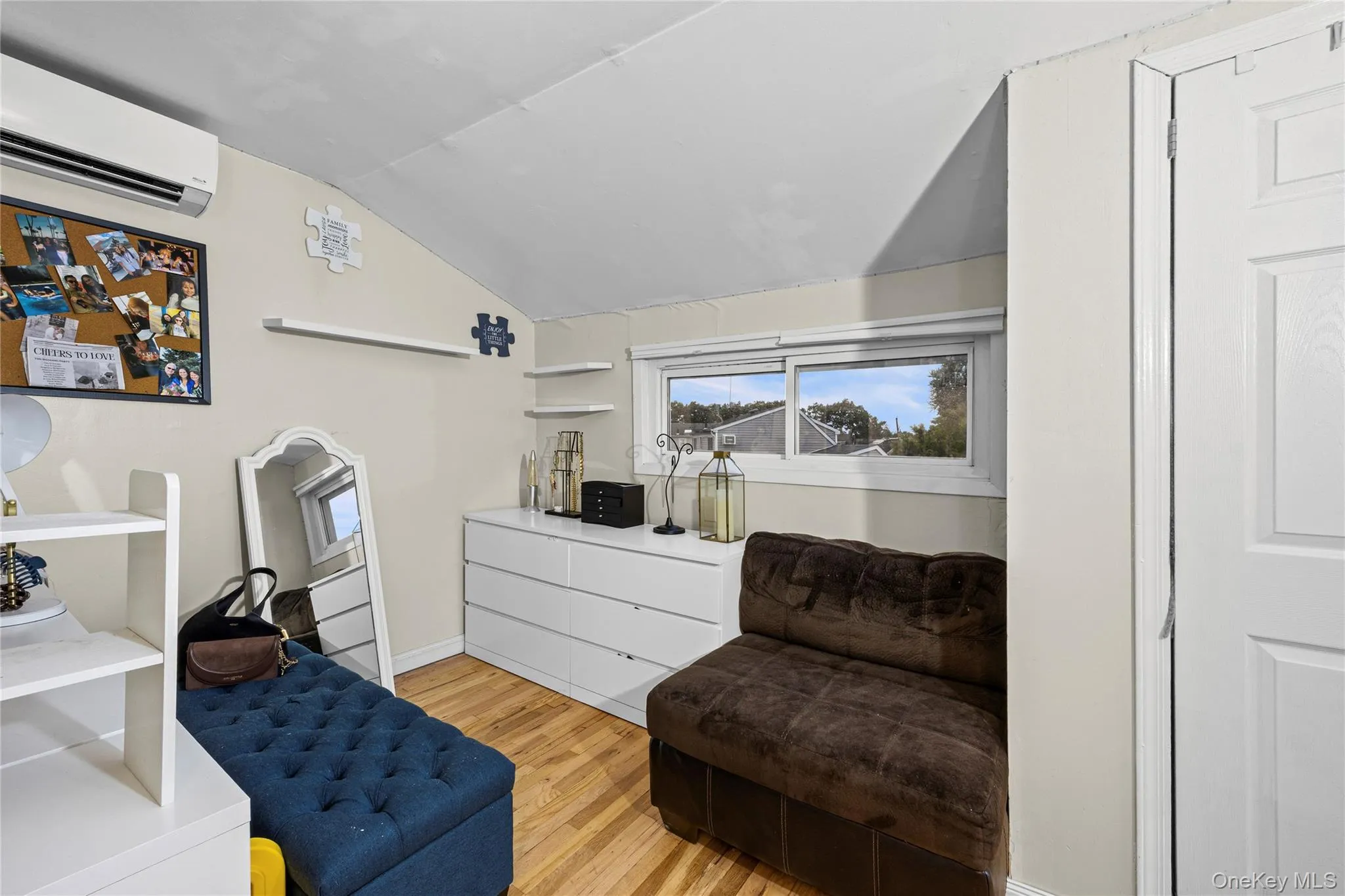 28 Willow Drive, Oyster Bay, NY, 5 Bedrooms Bedrooms, 8 Rooms Rooms,2 BathroomsBathrooms,Residential,For Rent,Willow,0,1054098 28 Willow Drive, Oyster Bay, NY, 5 Bedrooms Bedrooms, 8 Rooms Rooms,2 BathroomsBathrooms,Residential,For Rent,Willow,0,1054098