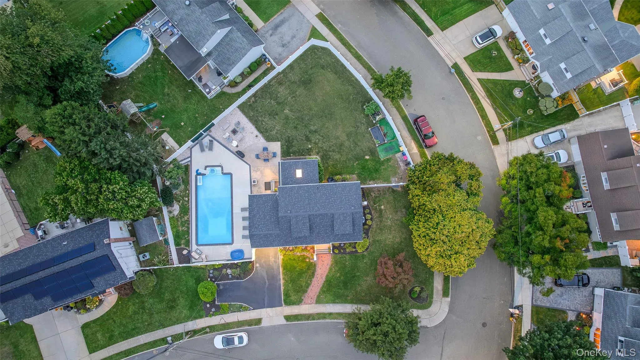 28 Willow Drive, Oyster Bay, NY, 5 Bedrooms Bedrooms, 8 Rooms Rooms,2 BathroomsBathrooms,Residential,For Rent,Willow,0,1054098 28 Willow Drive, Oyster Bay, NY, 5 Bedrooms Bedrooms, 8 Rooms Rooms,2 BathroomsBathrooms,Residential,For Rent,Willow,0,1054098