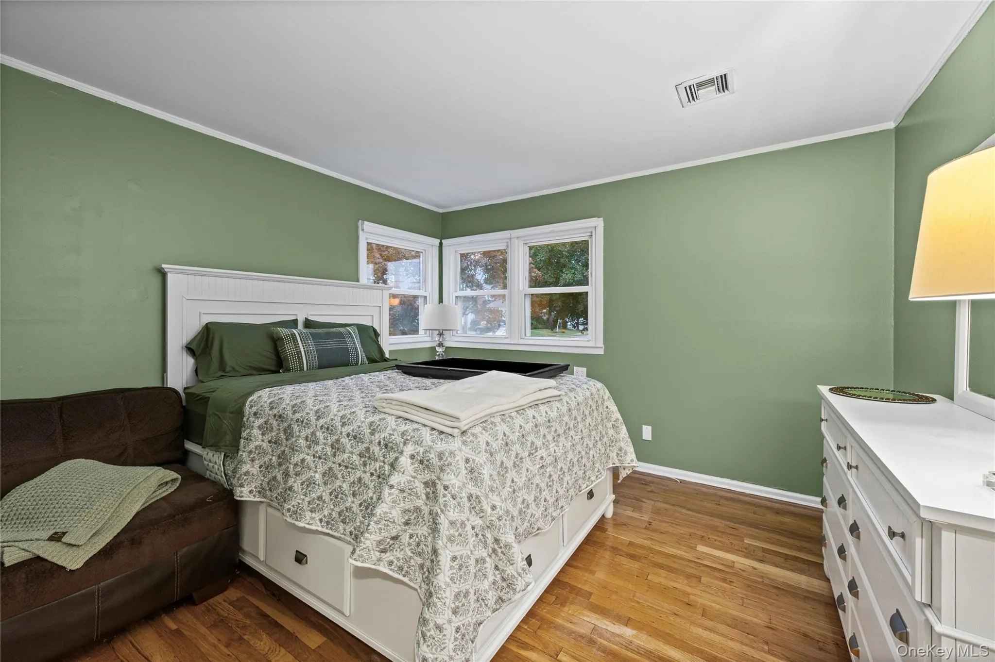 28 Willow Drive, Oyster Bay, NY, 5 Bedrooms Bedrooms, 8 Rooms Rooms,2 BathroomsBathrooms,Residential,For Rent,Willow,0,1054098 28 Willow Drive, Oyster Bay, NY, 5 Bedrooms Bedrooms, 8 Rooms Rooms,2 BathroomsBathrooms,Residential,For Rent,Willow,0,1054098