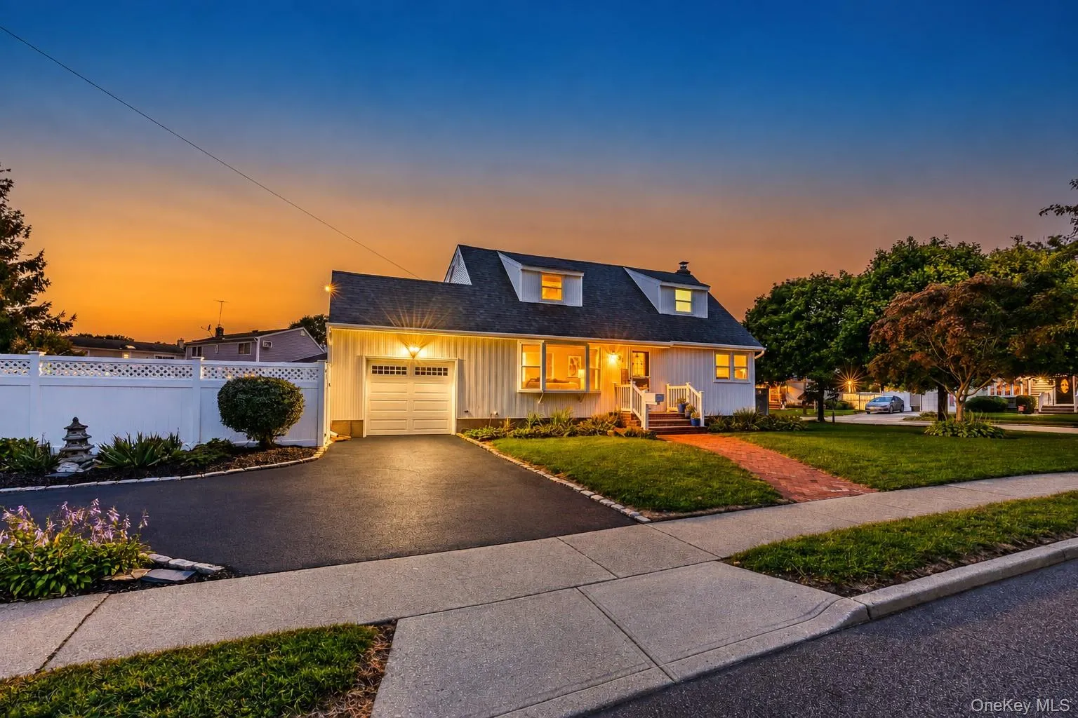 28 Willow Drive, Oyster Bay, NY, 5 Bedrooms Bedrooms, 8 Rooms Rooms,2 BathroomsBathrooms,Residential,For Rent,Willow,0,1054098 28 Willow Drive, Oyster Bay, NY, 5 Bedrooms Bedrooms, 8 Rooms Rooms,2 BathroomsBathrooms,Residential,For Rent,Willow,0,1054098