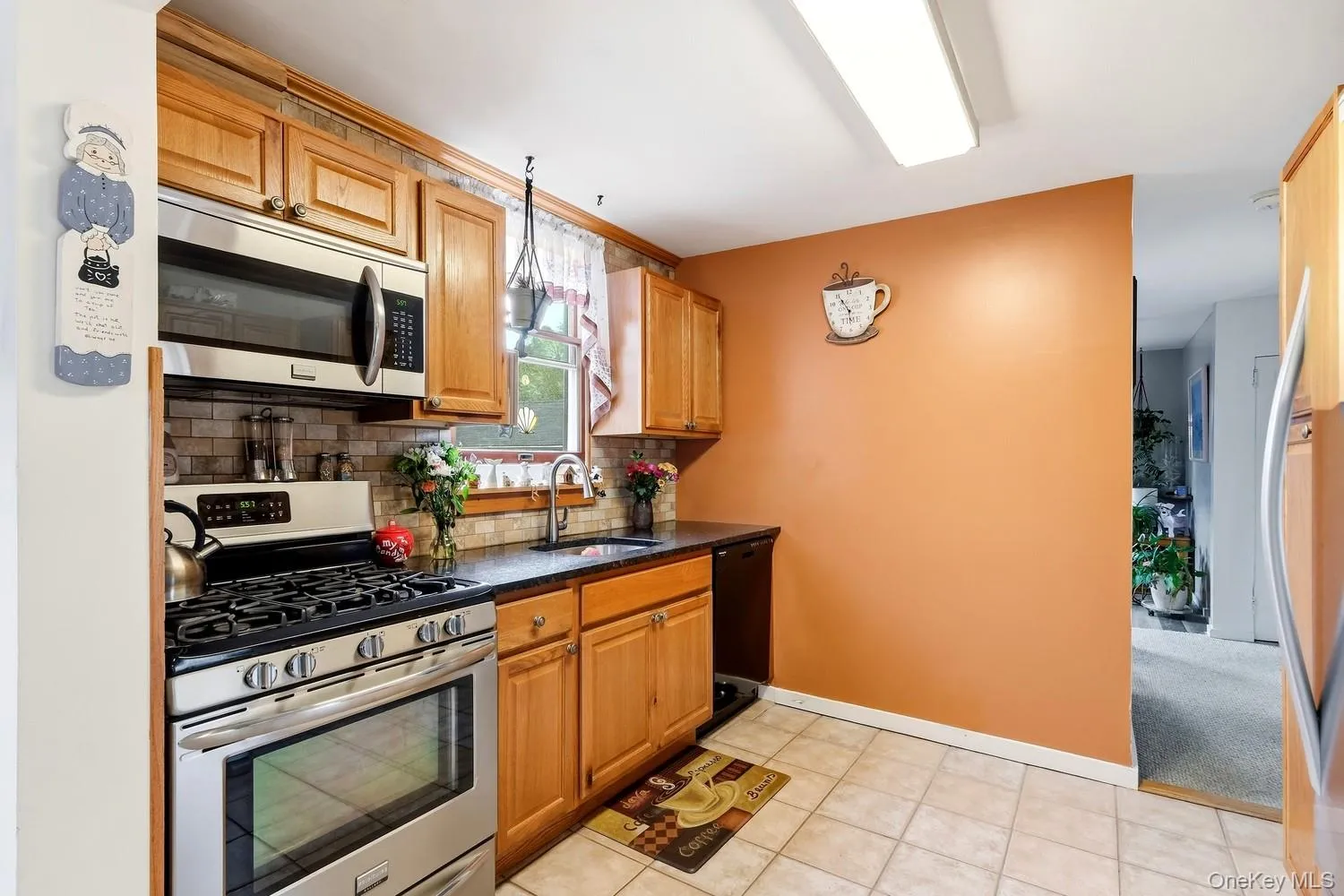 121 Delaware Avenue, Babylon, NY, 3 Bedrooms Bedrooms, 7 Rooms Rooms,2 BathroomsBathrooms,Residential,For Rent,Delaware,0,1054104 121 Delaware Avenue, Babylon, NY, 3 Bedrooms Bedrooms, 7 Rooms Rooms,2 BathroomsBathrooms,Residential,For Rent,Delaware,0,1054104