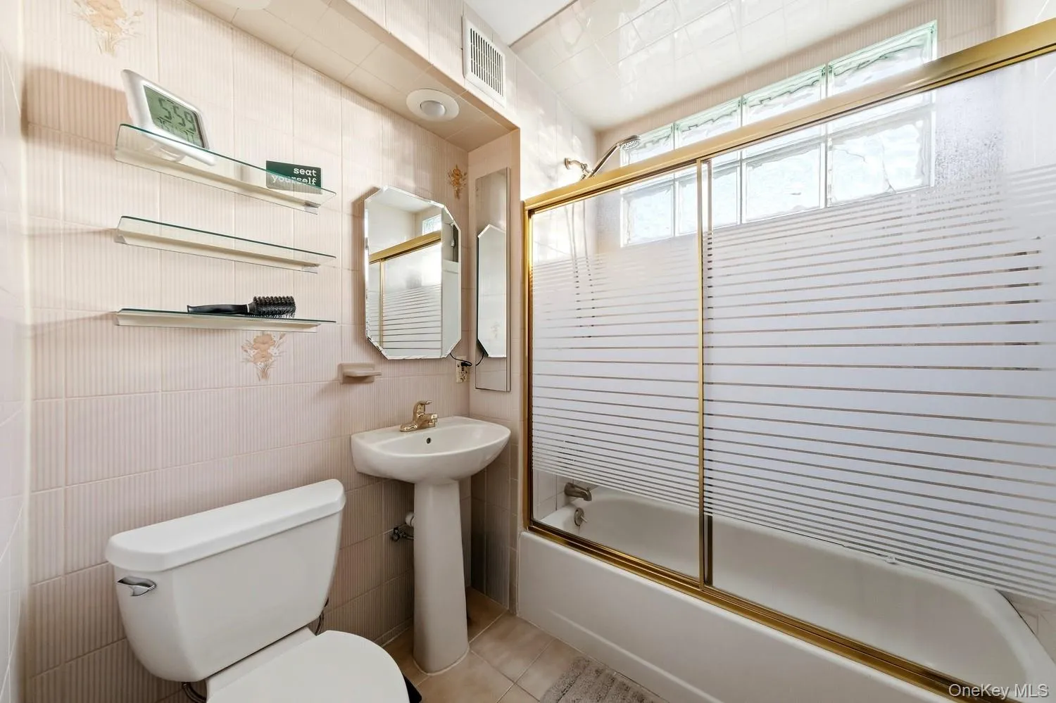 121 Delaware Avenue, Babylon, NY, 3 Bedrooms Bedrooms, 7 Rooms Rooms,2 BathroomsBathrooms,Residential,For Rent,Delaware,0,1054104 121 Delaware Avenue, Babylon, NY, 3 Bedrooms Bedrooms, 7 Rooms Rooms,2 BathroomsBathrooms,Residential,For Rent,Delaware,0,1054104