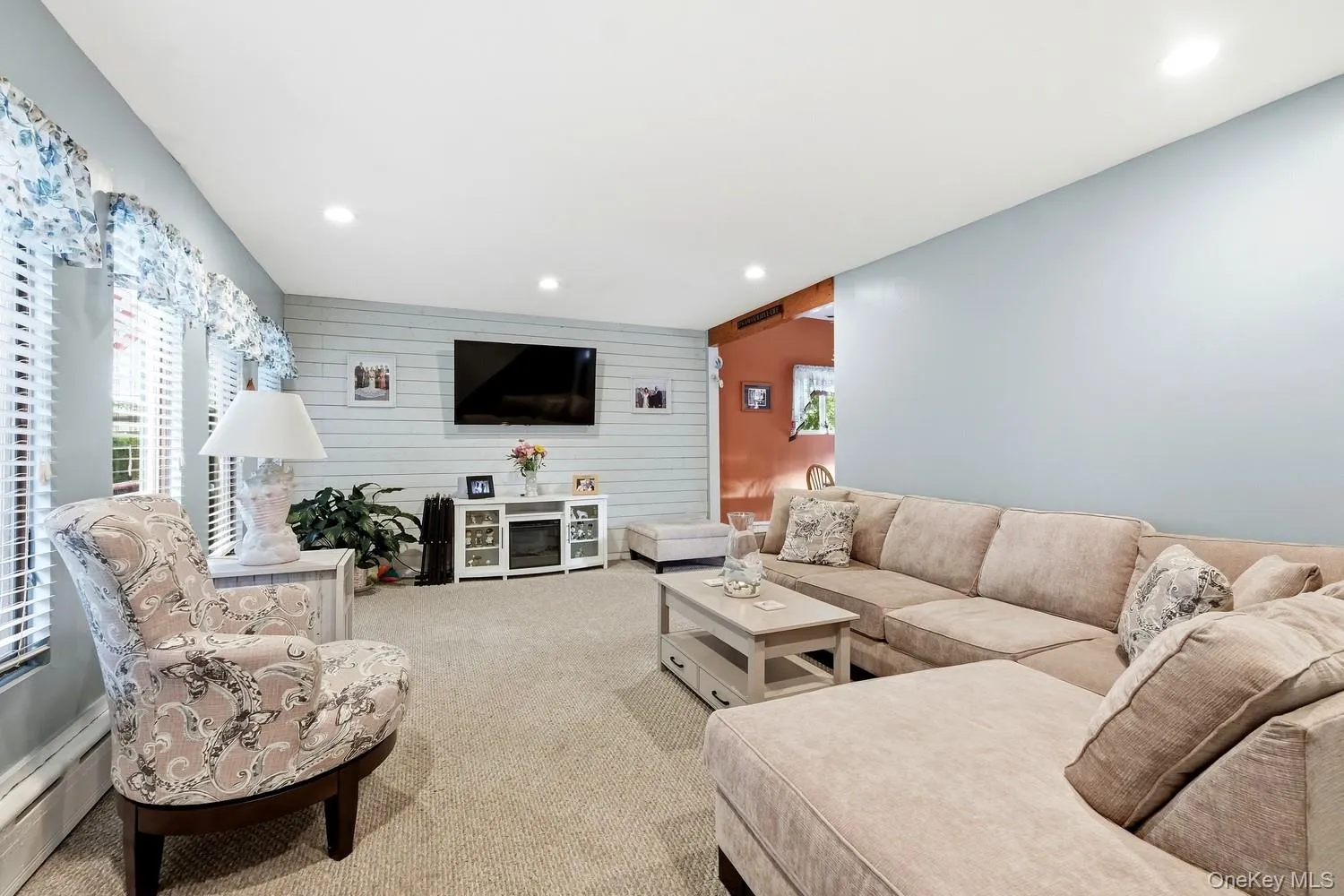 121 Delaware Avenue, Babylon, NY, 3 Bedrooms Bedrooms, 7 Rooms Rooms,2 BathroomsBathrooms,Residential,For Rent,Delaware,0,1054104 121 Delaware Avenue, Babylon, NY, 3 Bedrooms Bedrooms, 7 Rooms Rooms,2 BathroomsBathrooms,Residential,For Rent,Delaware,0,1054104