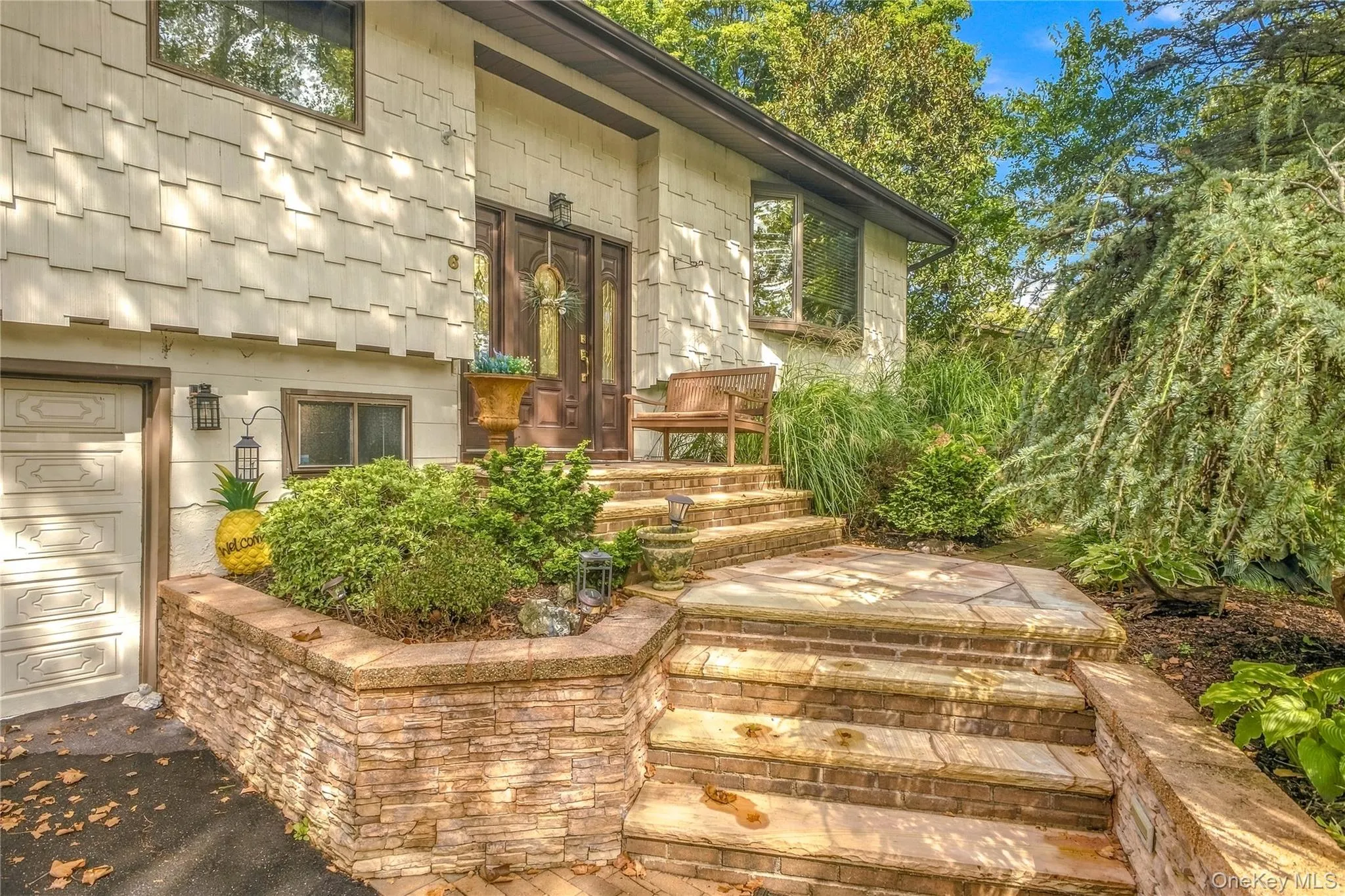 6 Kinsella Street, Huntington, NY, 3 Bedrooms Bedrooms, 8 Rooms Rooms,1 BathroomBathrooms,Residential,For Rent,Kinsella,0,1054108 6 Kinsella Street, Huntington, NY, 3 Bedrooms Bedrooms, 8 Rooms Rooms,1 BathroomBathrooms,Residential,For Rent,Kinsella,0,1054108