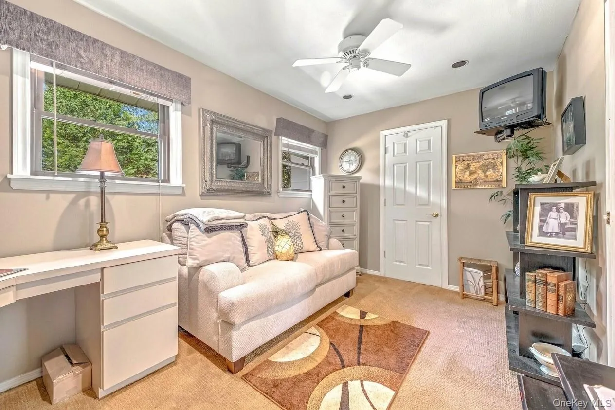 6 Kinsella Street, Huntington, NY, 3 Bedrooms Bedrooms, 8 Rooms Rooms,1 BathroomBathrooms,Residential,For Rent,Kinsella,0,1054108 6 Kinsella Street, Huntington, NY, 3 Bedrooms Bedrooms, 8 Rooms Rooms,1 BathroomBathrooms,Residential,For Rent,Kinsella,0,1054108