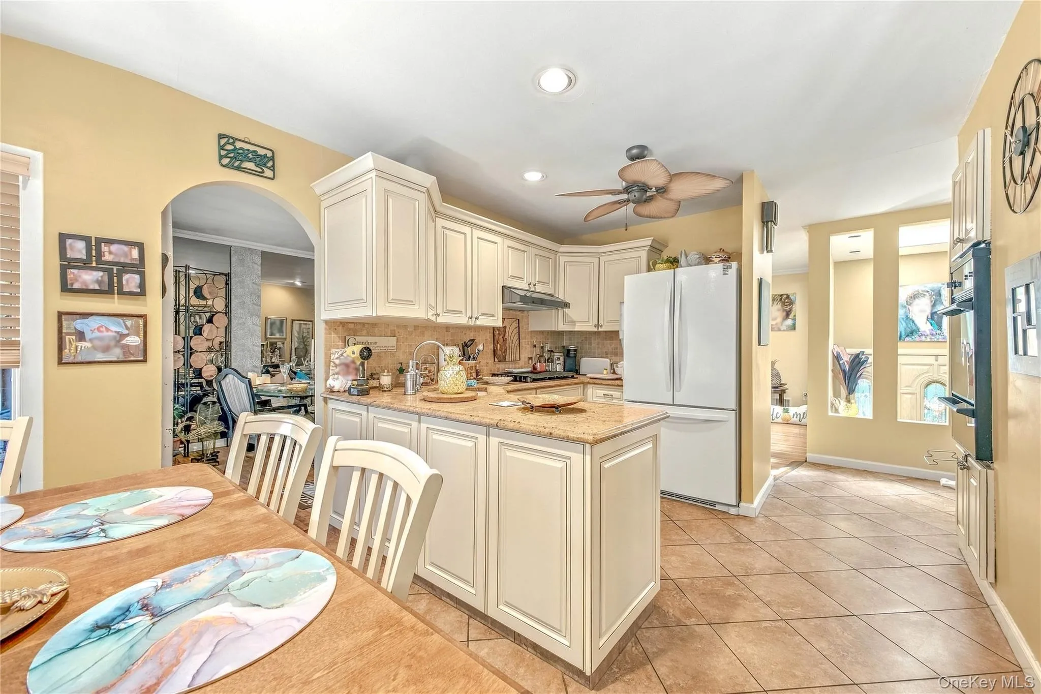 6 Kinsella Street, Huntington, NY, 3 Bedrooms Bedrooms, 8 Rooms Rooms,1 BathroomBathrooms,Residential,For Rent,Kinsella,0,1054108 6 Kinsella Street, Huntington, NY, 3 Bedrooms Bedrooms, 8 Rooms Rooms,1 BathroomBathrooms,Residential,For Rent,Kinsella,0,1054108