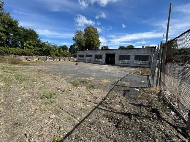 138 Mill Street, Newburgh (city), NY, ,Commercial Lease,For Rent,Mill,0,1054112 138 Mill Street, Newburgh (city), NY, ,Commercial Lease,For Rent,Mill,0,1054112