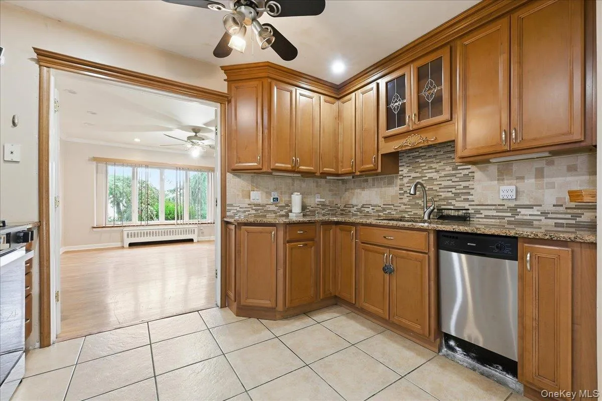 439 39th Street, Babylon, NY, 4 Bedrooms Bedrooms, 9 Rooms Rooms,3 BathroomsBathrooms,Residential,For Rent,39th,0,1054115 439 39th Street, Babylon, NY, 4 Bedrooms Bedrooms, 9 Rooms Rooms,3 BathroomsBathrooms,Residential,For Rent,39th,0,1054115