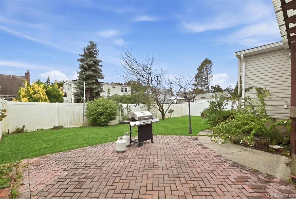 439 39th Street, Babylon, NY, 4 Bedrooms Bedrooms, 9 Rooms Rooms,3 BathroomsBathrooms,Residential,For Rent,39th,0,1054115 439 39th Street, Babylon, NY, 4 Bedrooms Bedrooms, 9 Rooms Rooms,3 BathroomsBathrooms,Residential,For Rent,39th,0,1054115