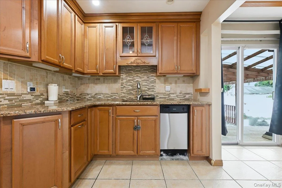 439 39th Street, Babylon, NY, 4 Bedrooms Bedrooms, 9 Rooms Rooms,3 BathroomsBathrooms,Residential,For Rent,39th,0,1054115 439 39th Street, Babylon, NY, 4 Bedrooms Bedrooms, 9 Rooms Rooms,3 BathroomsBathrooms,Residential,For Rent,39th,0,1054115