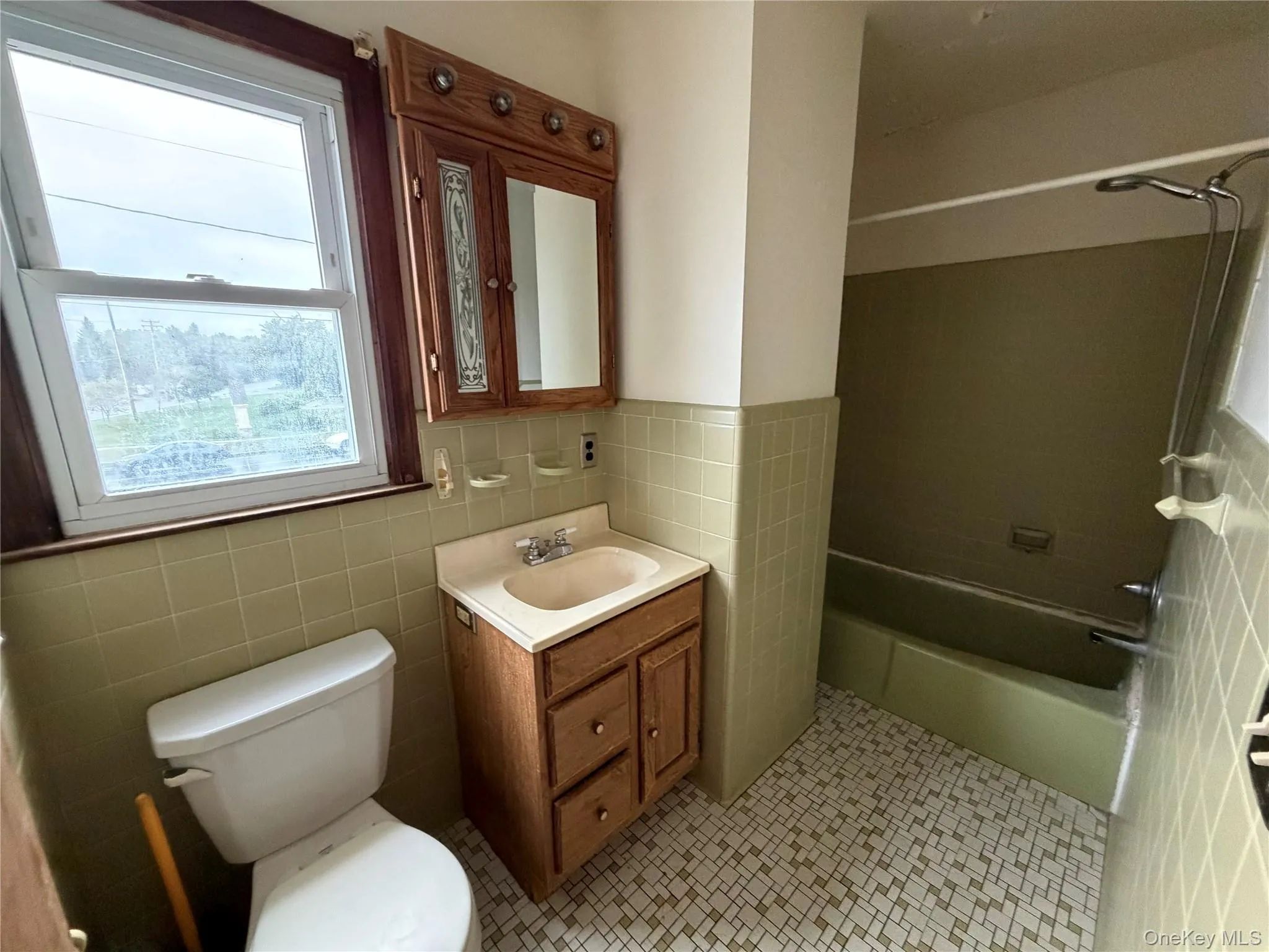 1 Lake Walton Road, East Fishkill, NY, 3 Bedroom Bedrooms, 4 Room Rooms,1 BathroomBathrooms,Residential Lease,For Rent,Lake Walton,0,1054116 1 Lake Walton Road, East Fishkill, NY, 3 Bedroom Bedrooms, 4 Room Rooms,1 BathroomBathrooms,Residential Lease,For Rent,Lake Walton,0,1054116