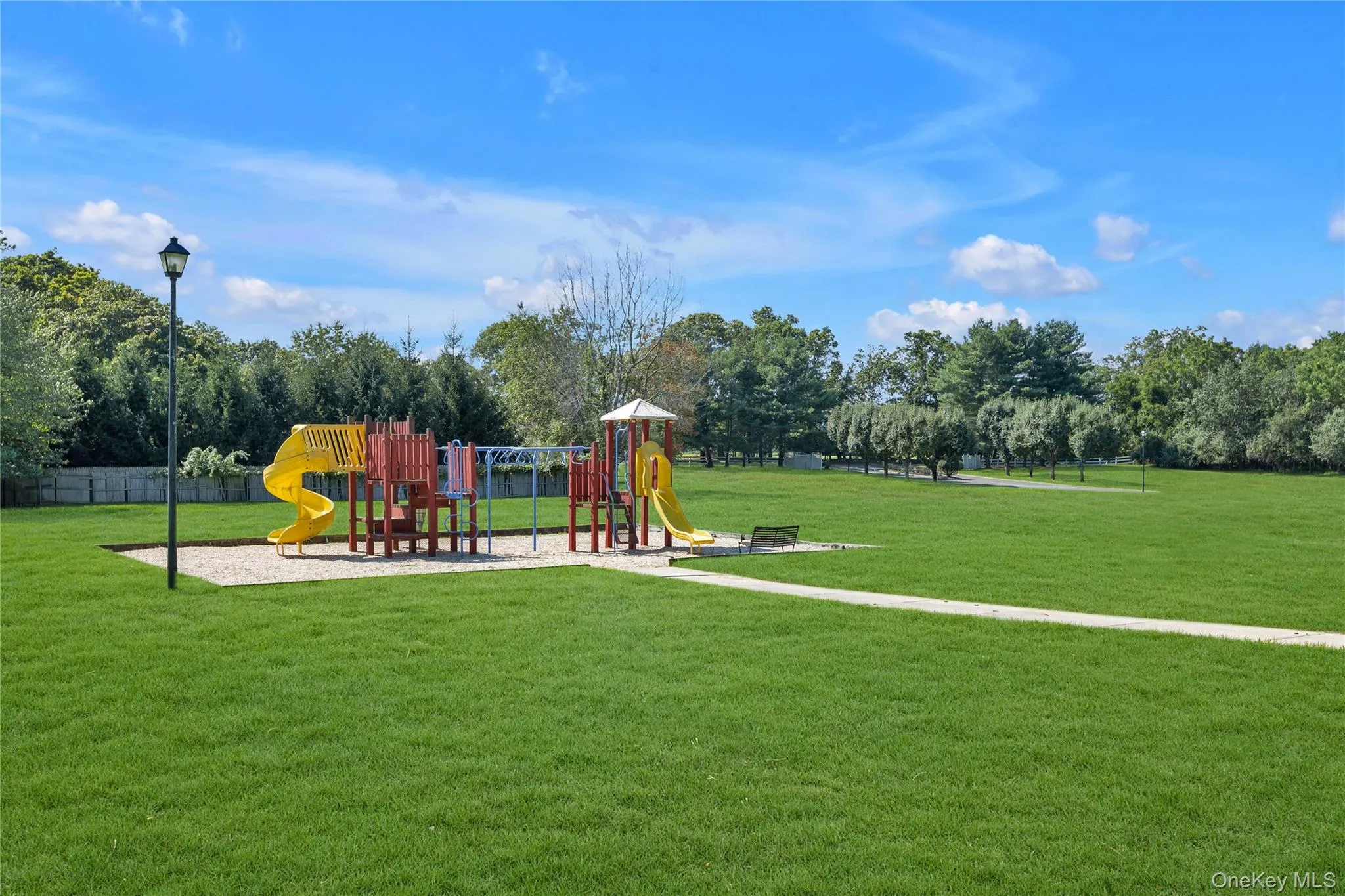 45 Country View Lane, Brookhaven, NY, 2 Bedrooms Bedrooms, 5 Rooms Rooms,1 BathroomBathrooms,Residential,For Rent,Country View,0,1054117 45 Country View Lane, Brookhaven, NY, 2 Bedrooms Bedrooms, 5 Rooms Rooms,1 BathroomBathrooms,Residential,For Rent,Country View,0,1054117