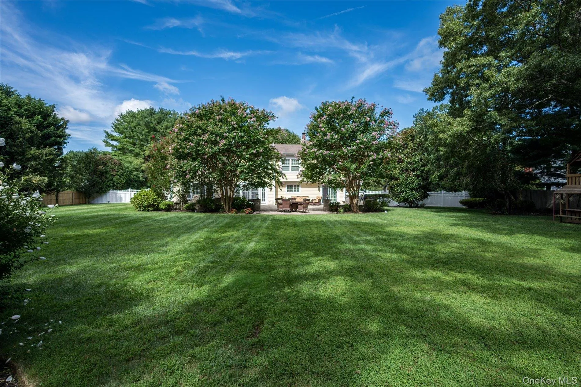 6 Maize Court, Huntington, NY, 5 Bedrooms Bedrooms, 10 Rooms Rooms,3 BathroomsBathrooms,Residential,For Rent,Maize,0,1054118 6 Maize Court, Huntington, NY, 5 Bedrooms Bedrooms, 10 Rooms Rooms,3 BathroomsBathrooms,Residential,For Rent,Maize,0,1054118