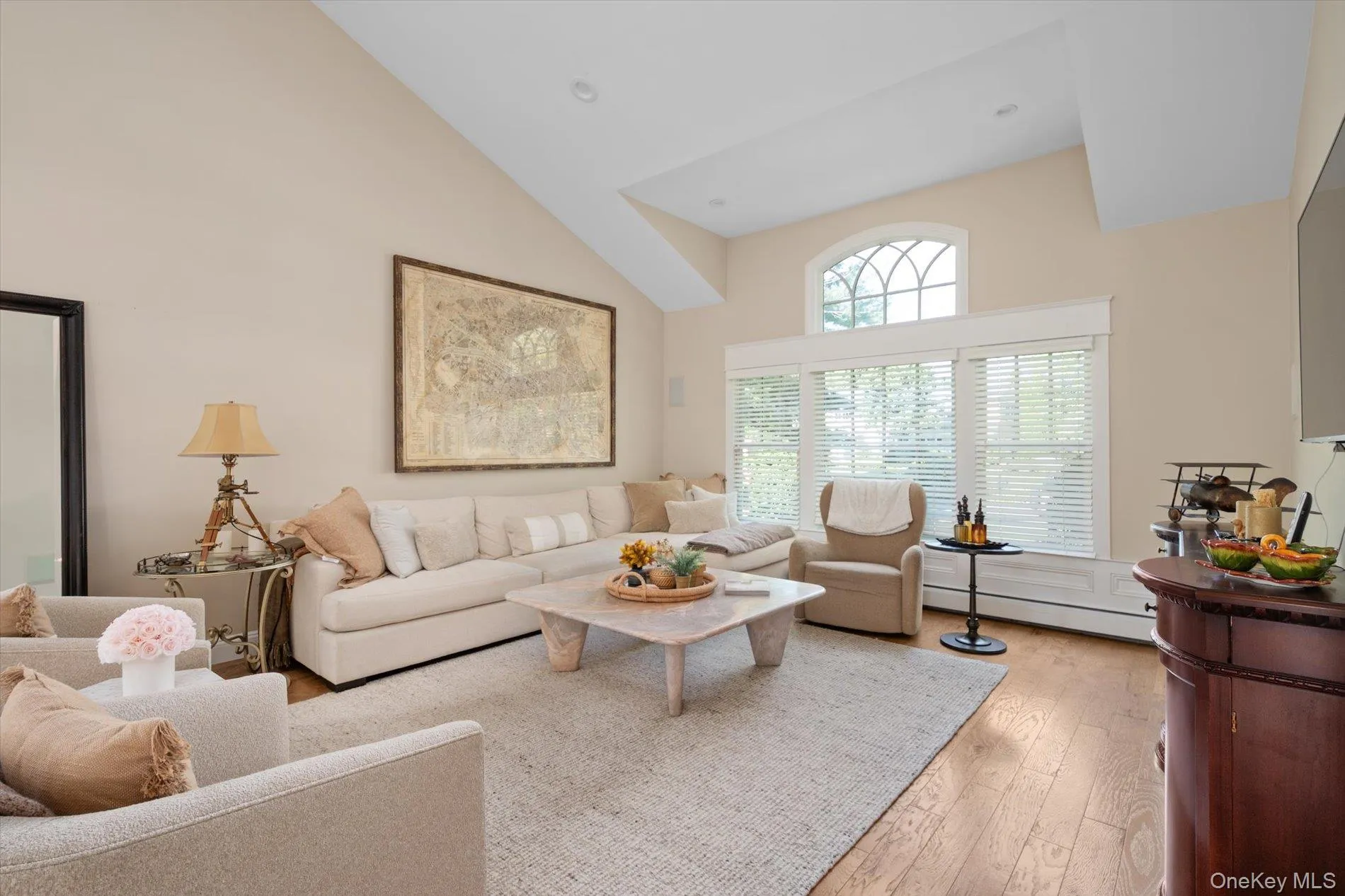 6 Maize Court, Huntington, NY, 5 Bedrooms Bedrooms, 10 Rooms Rooms,3 BathroomsBathrooms,Residential,For Rent,Maize,0,1054118 6 Maize Court, Huntington, NY, 5 Bedrooms Bedrooms, 10 Rooms Rooms,3 BathroomsBathrooms,Residential,For Rent,Maize,0,1054118