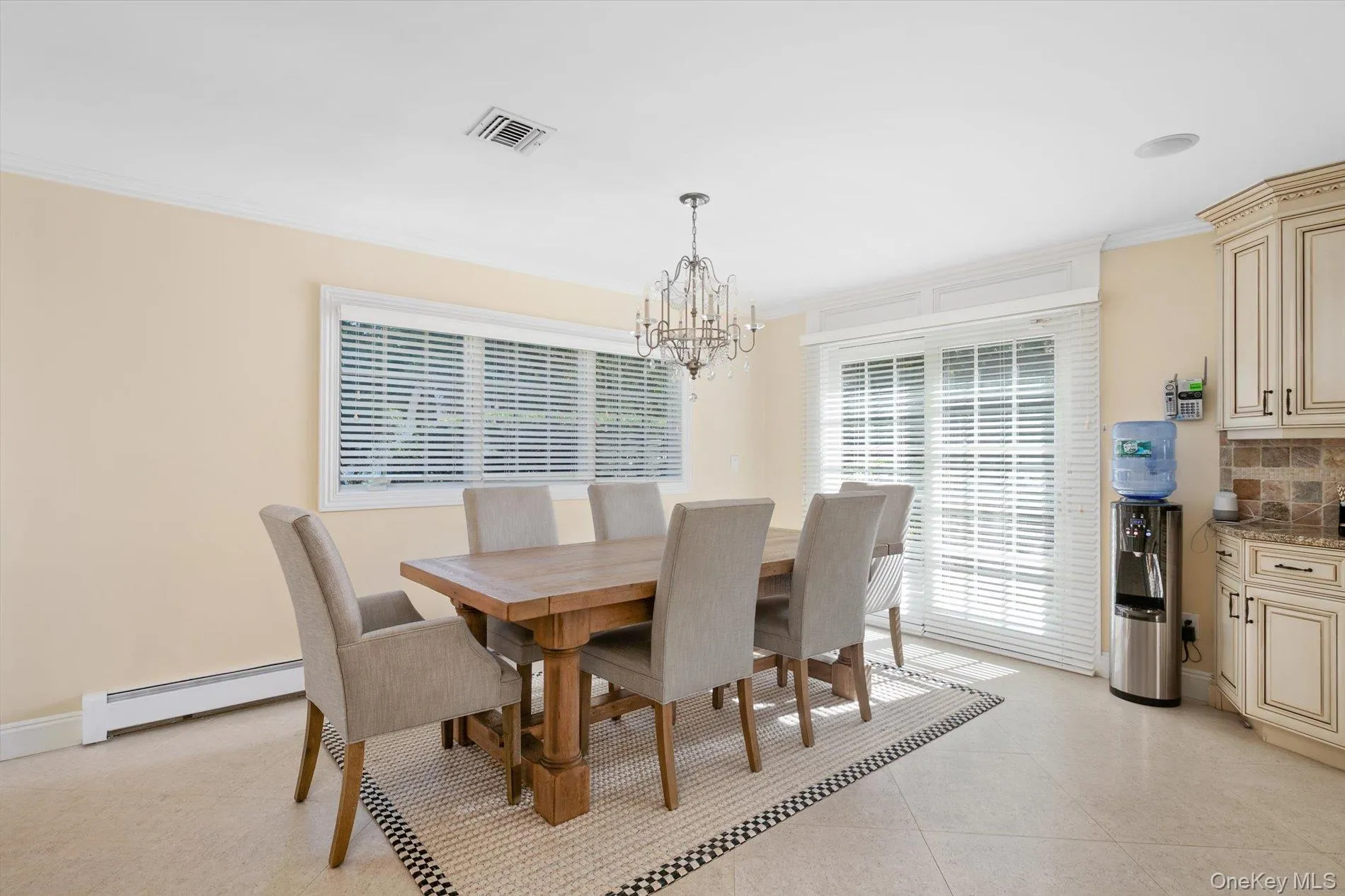 6 Maize Court, Huntington, NY, 5 Bedrooms Bedrooms, 10 Rooms Rooms,3 BathroomsBathrooms,Residential,For Rent,Maize,0,1054118 6 Maize Court, Huntington, NY, 5 Bedrooms Bedrooms, 10 Rooms Rooms,3 BathroomsBathrooms,Residential,For Rent,Maize,0,1054118