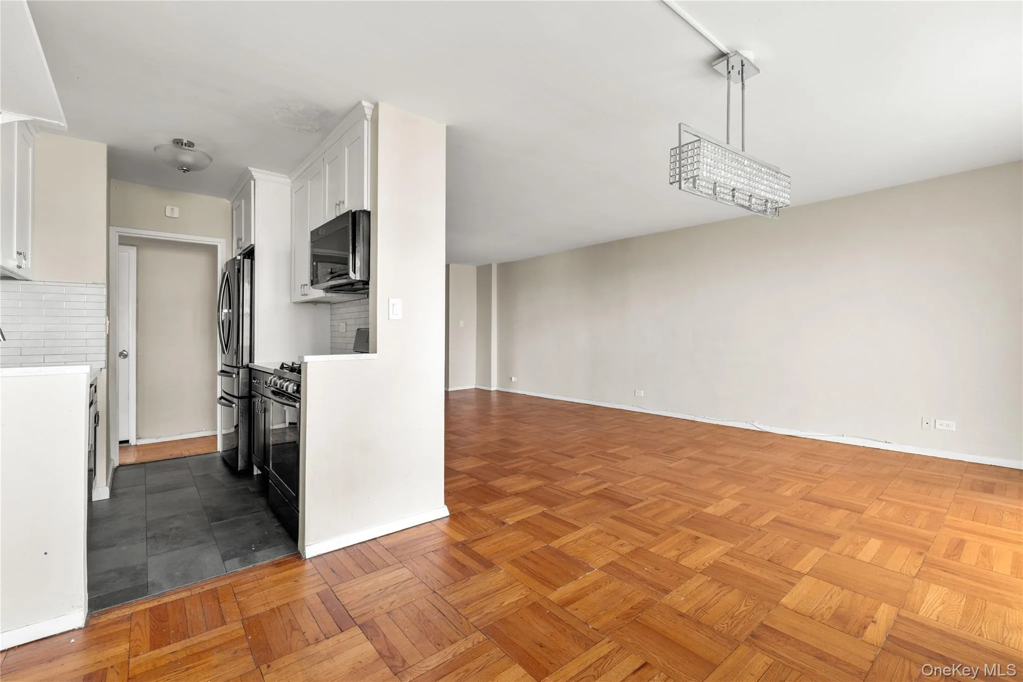 102-10 66 Road, New York, NY, 2 Bedrooms Bedrooms, 5 Rooms Rooms,2 BathroomsBathrooms,Residential,For Rent,66,0,1054122 102-10 66 Road, New York, NY, 2 Bedrooms Bedrooms, 5 Rooms Rooms,2 BathroomsBathrooms,Residential,For Rent,66,0,1054122