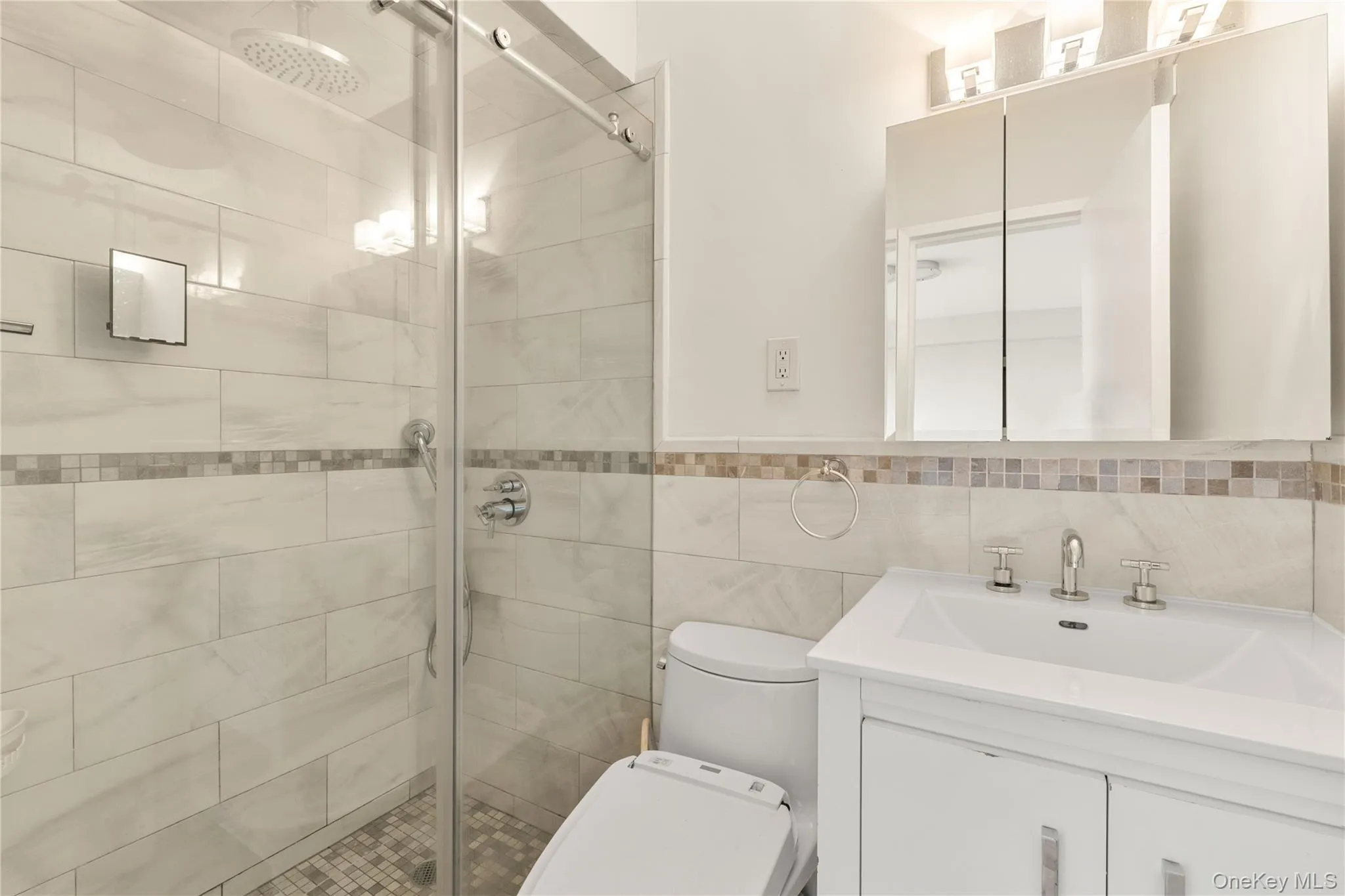 102-10 66 Road, New York, NY, 2 Bedrooms Bedrooms, 5 Rooms Rooms,2 BathroomsBathrooms,Residential,For Rent,66,0,1054122 102-10 66 Road, New York, NY, 2 Bedrooms Bedrooms, 5 Rooms Rooms,2 BathroomsBathrooms,Residential,For Rent,66,0,1054122
