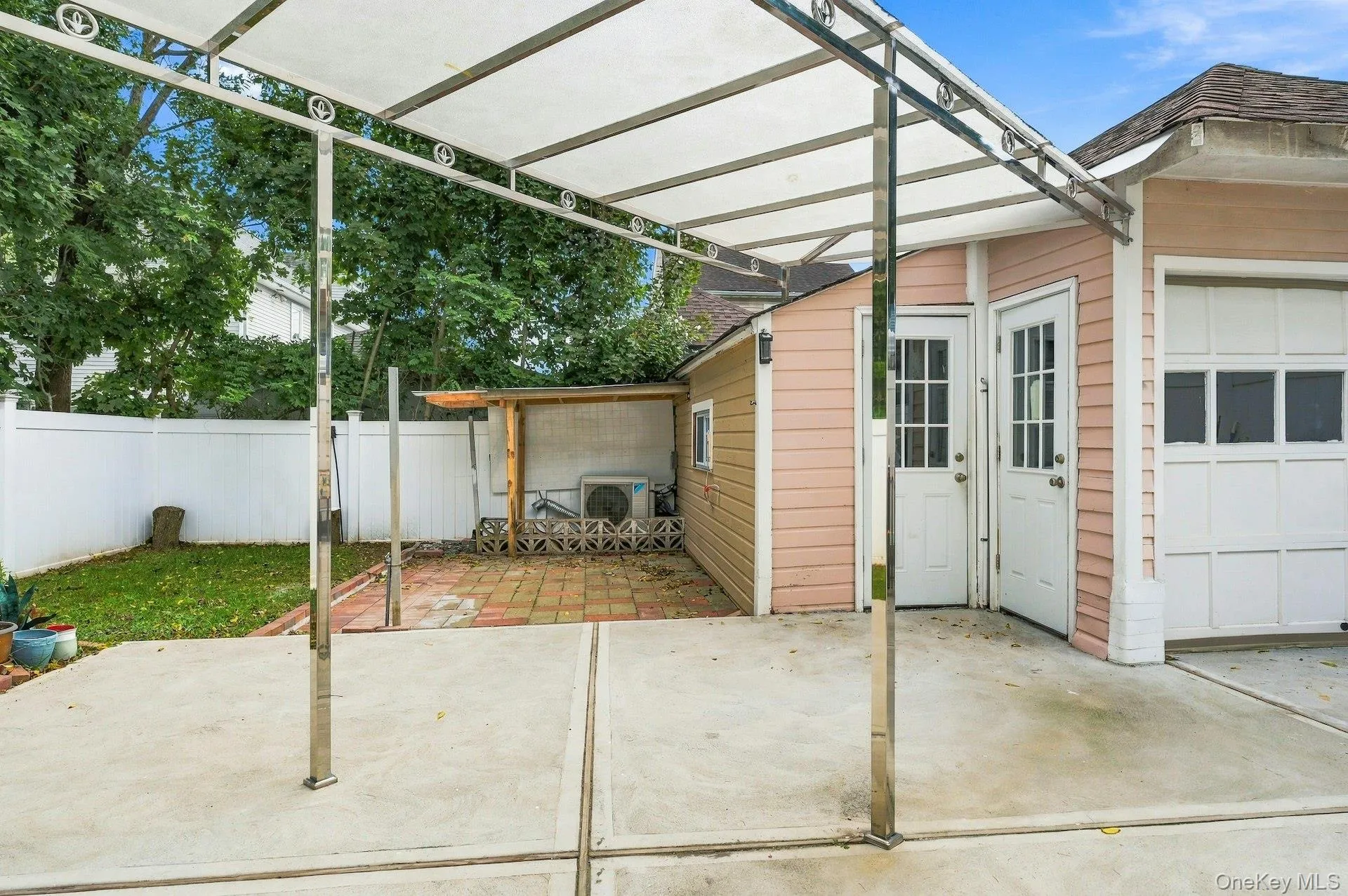 258 Liberty Avenue, Hempstead, NY, 4 Bedrooms Bedrooms, 7 Rooms Rooms,1 BathroomBathrooms,Residential,For Rent,Liberty,0,1054123 258 Liberty Avenue, Hempstead, NY, 4 Bedrooms Bedrooms, 7 Rooms Rooms,1 BathroomBathrooms,Residential,For Rent,Liberty,0,1054123