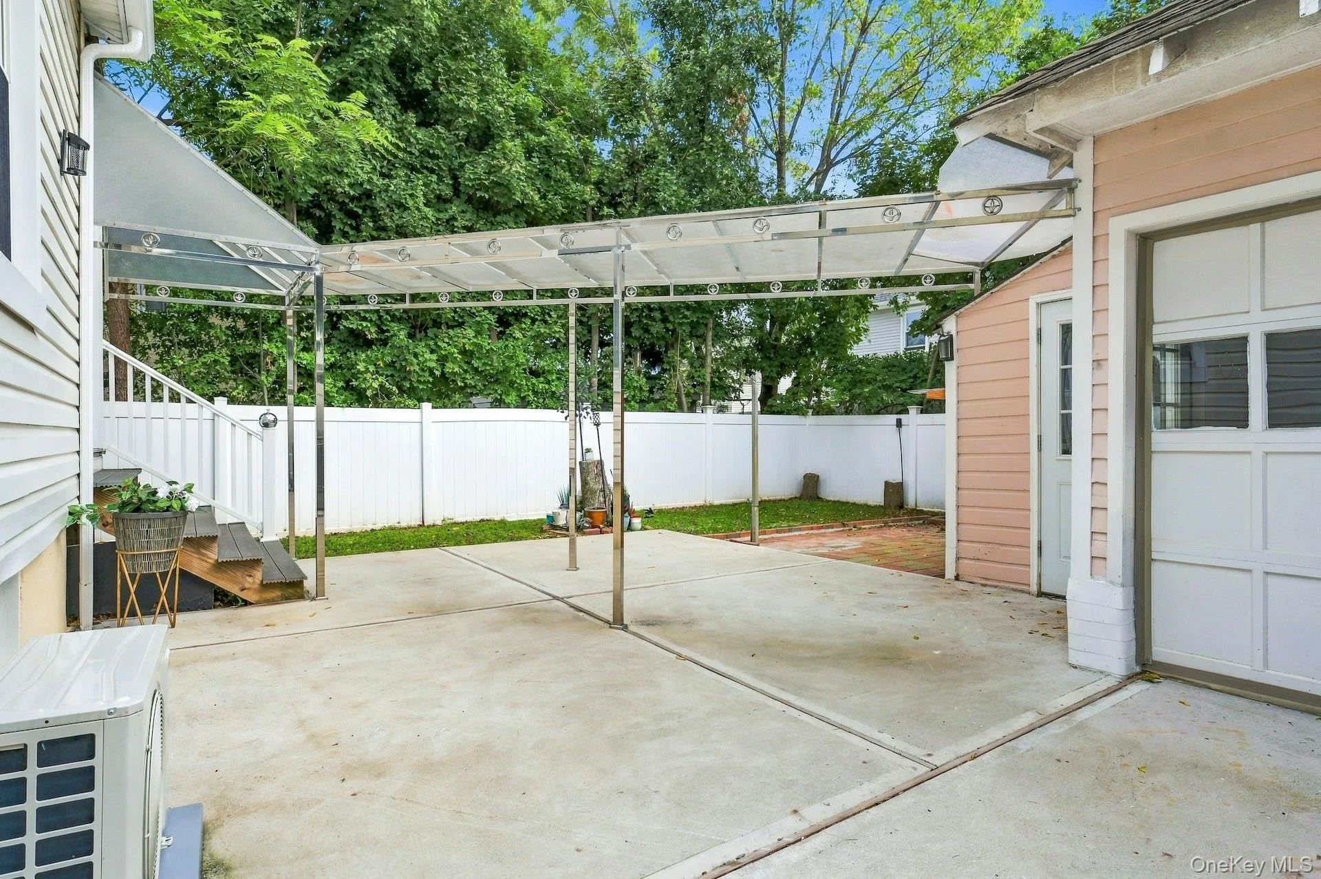 258 Liberty Avenue, Hempstead, NY, 4 Bedrooms Bedrooms, 7 Rooms Rooms,1 BathroomBathrooms,Residential,For Rent,Liberty,0,1054123 258 Liberty Avenue, Hempstead, NY, 4 Bedrooms Bedrooms, 7 Rooms Rooms,1 BathroomBathrooms,Residential,For Rent,Liberty,0,1054123