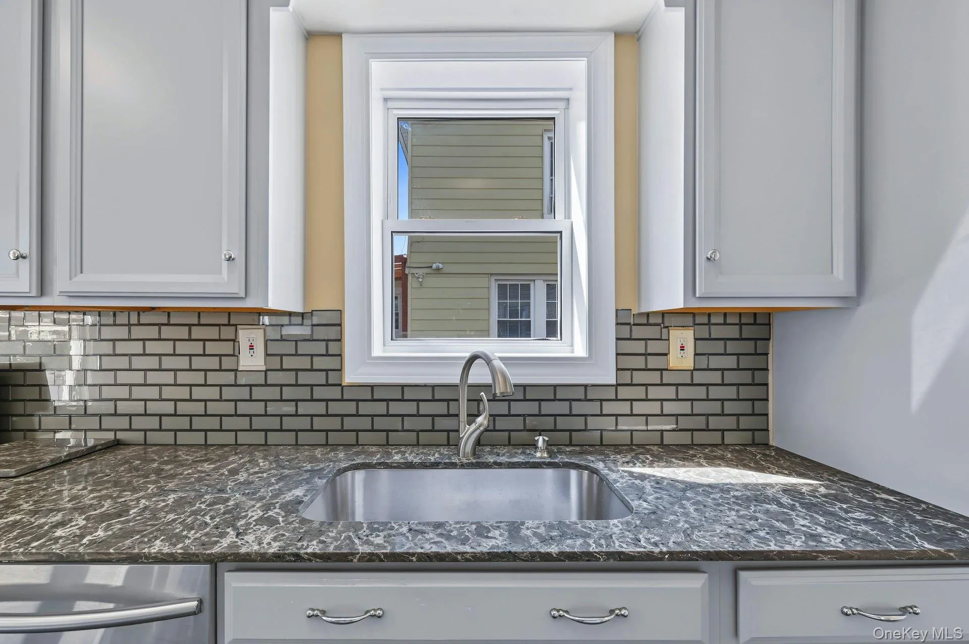 258 Liberty Avenue, Hempstead, NY, 4 Bedrooms Bedrooms, 7 Rooms Rooms,1 BathroomBathrooms,Residential,For Rent,Liberty,0,1054123 258 Liberty Avenue, Hempstead, NY, 4 Bedrooms Bedrooms, 7 Rooms Rooms,1 BathroomBathrooms,Residential,For Rent,Liberty,0,1054123