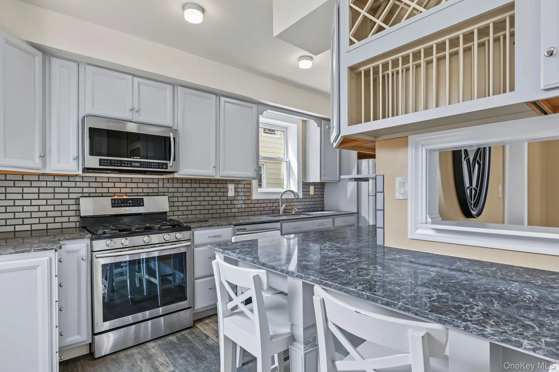 258 Liberty Avenue, Hempstead, NY, 4 Bedrooms Bedrooms, 7 Rooms Rooms,1 BathroomBathrooms,Residential,For Rent,Liberty,0,1054123 258 Liberty Avenue, Hempstead, NY, 4 Bedrooms Bedrooms, 7 Rooms Rooms,1 BathroomBathrooms,Residential,For Rent,Liberty,0,1054123